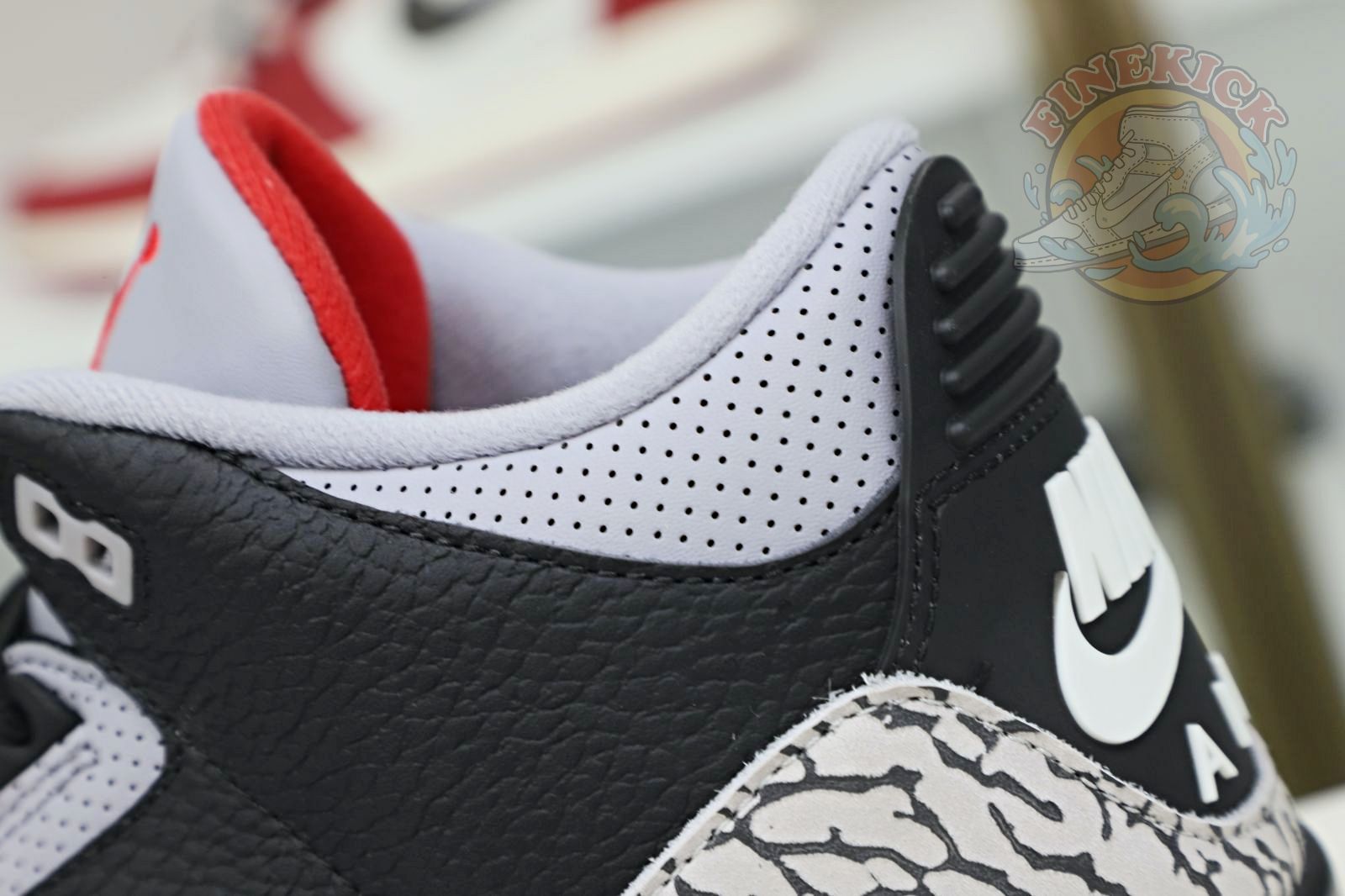 Air Jordan 3 retro blackcement  2018(854262-001)