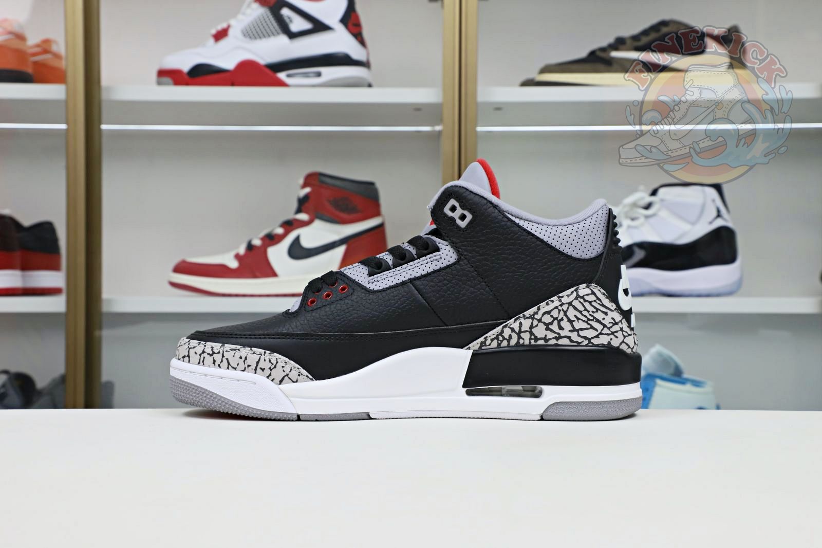 Air Jordan 3 retro blackcement  2018(854262-001)