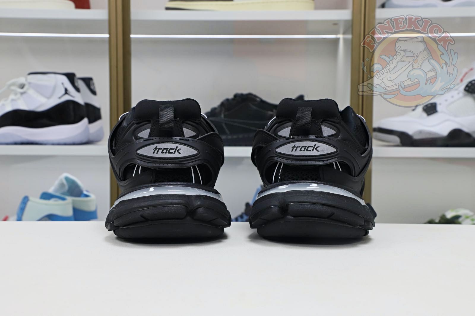 Balenciaga BLGA  Track(LED)