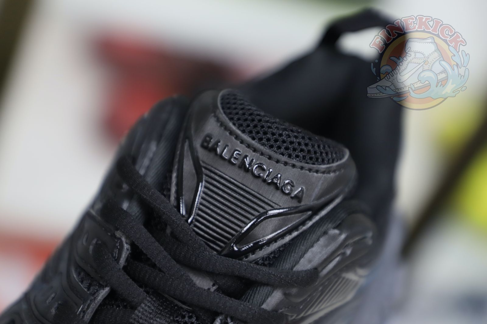 Balenciaga BLGA  Defender