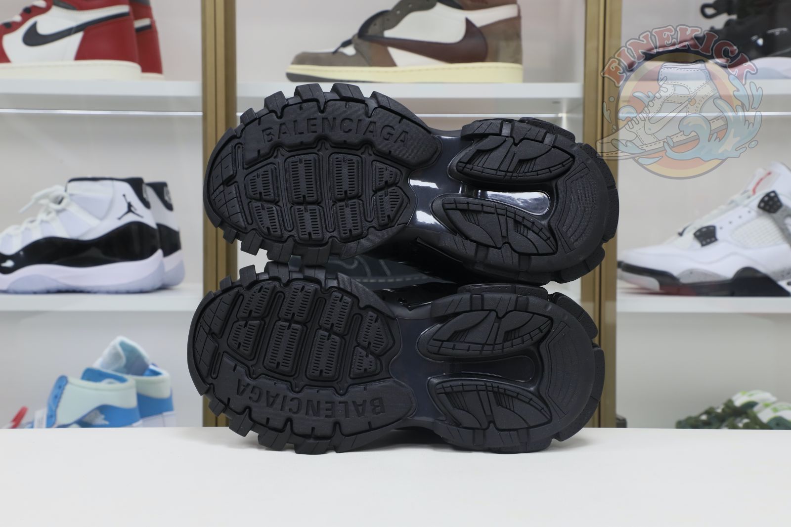 Balenciaga BLGA  Track(LED)