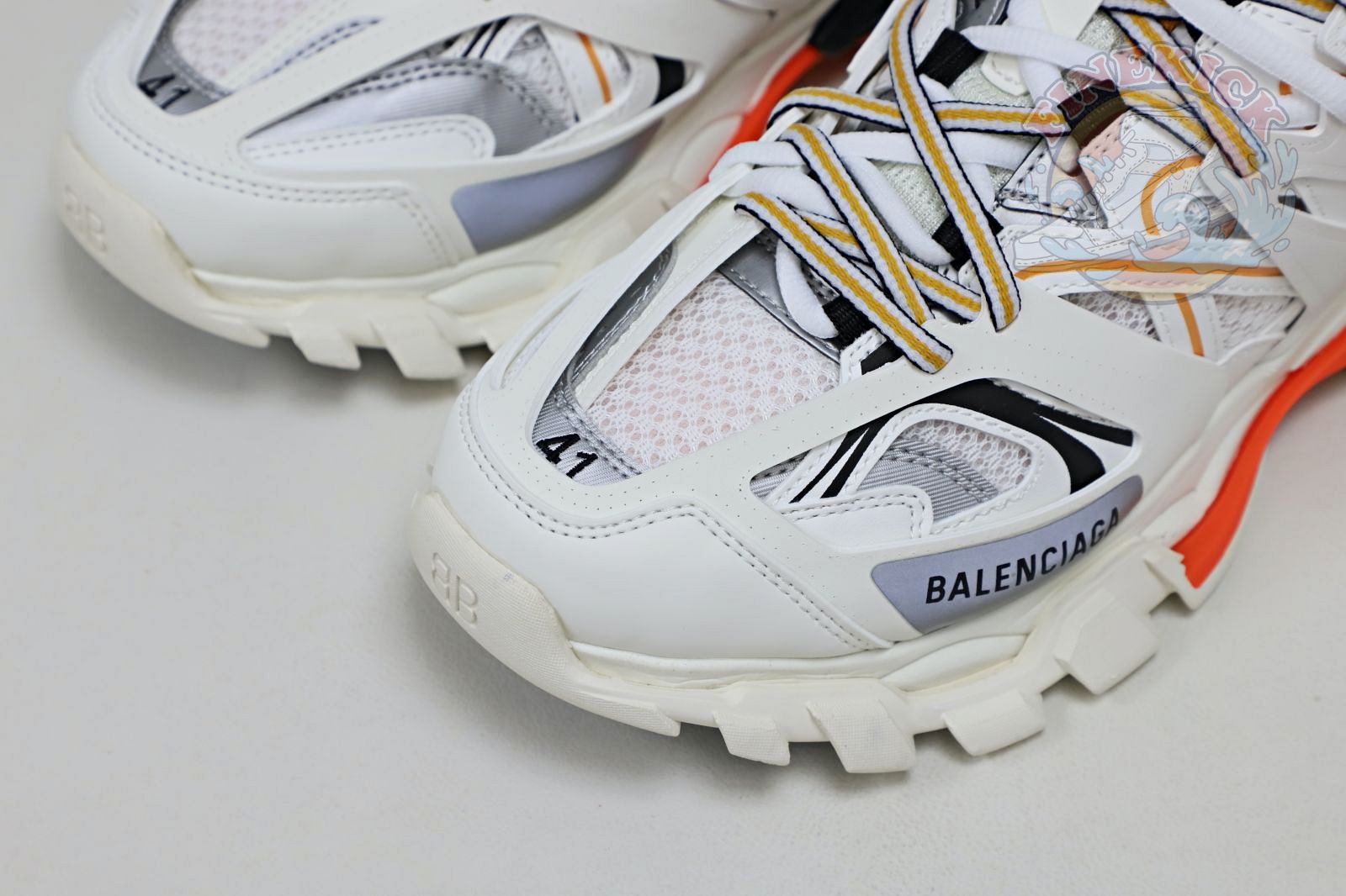 Balenciaga BLGA  Track(LED)