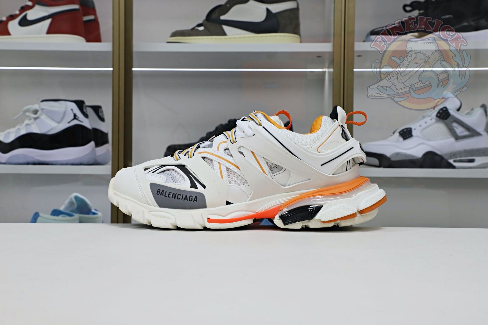 Balenciaga BLGA  Track(LED)