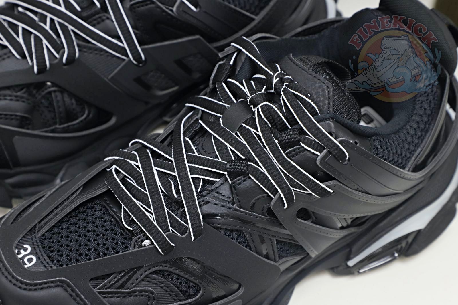 Balenciaga BLGA  Track(LED)