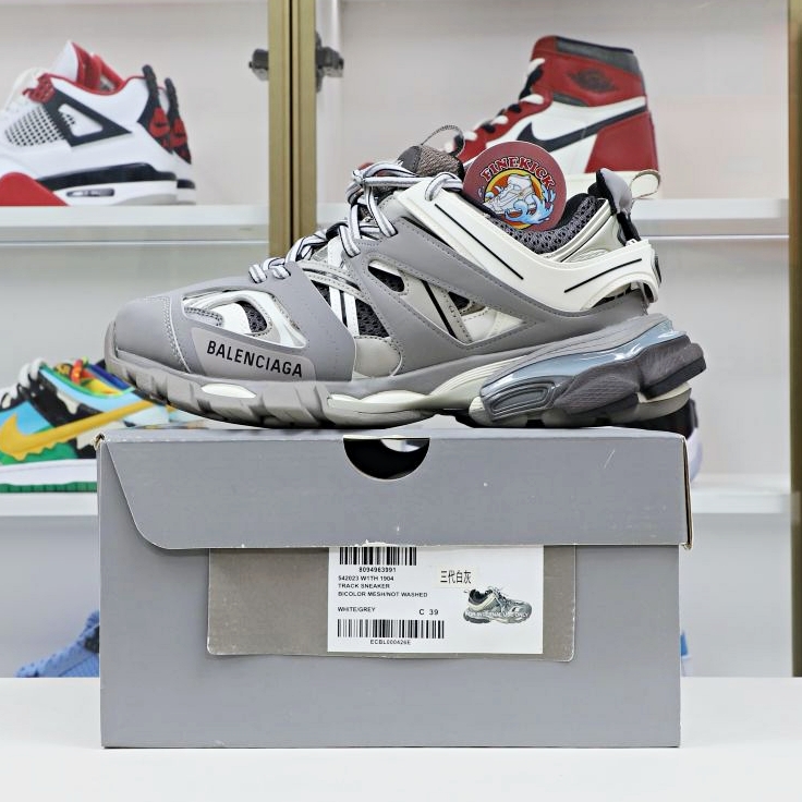 Balenciaga BLGA