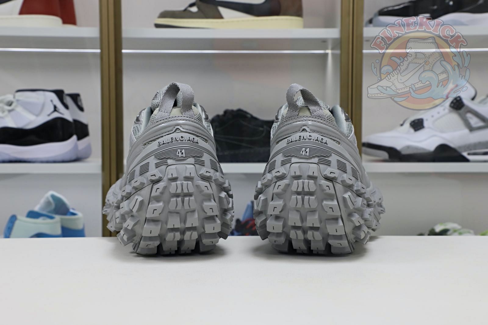 Balenciaga BLGA  Defender