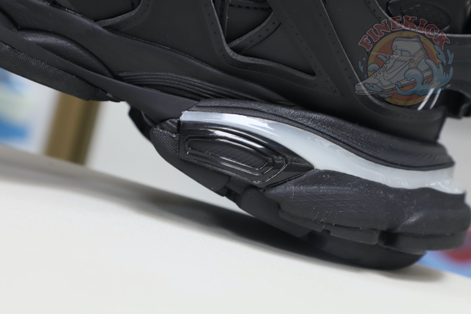 Balenciaga BLGA  Track(LED)