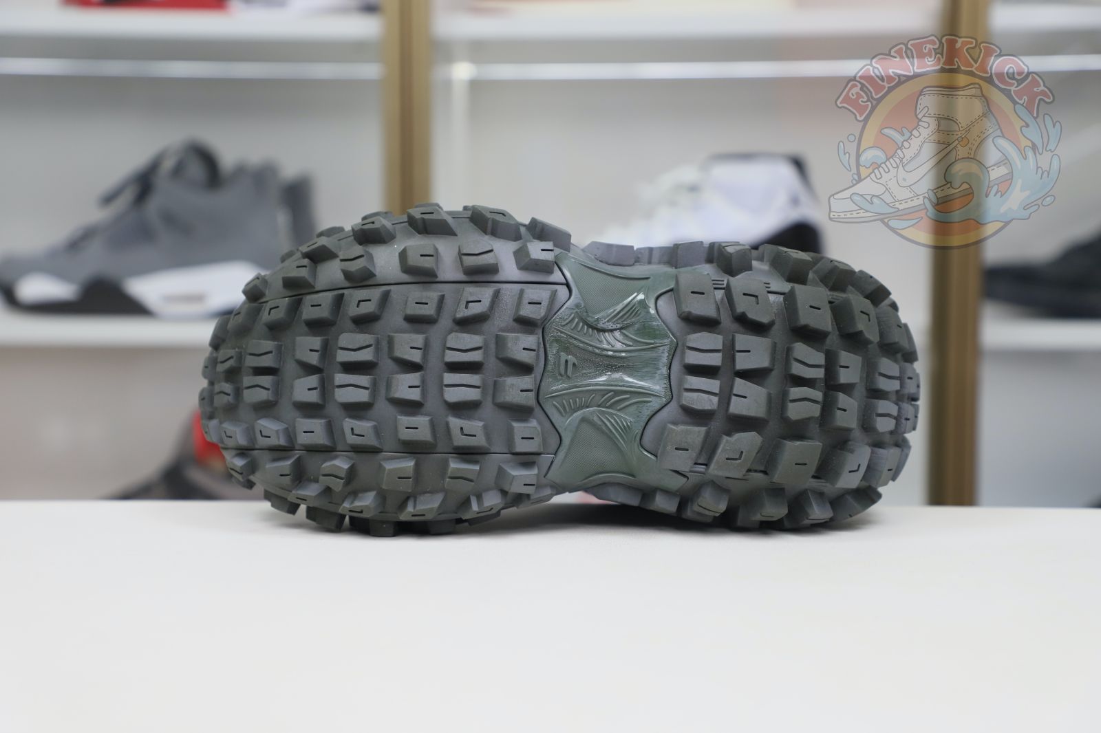 Balenciaga BLGA  Defender