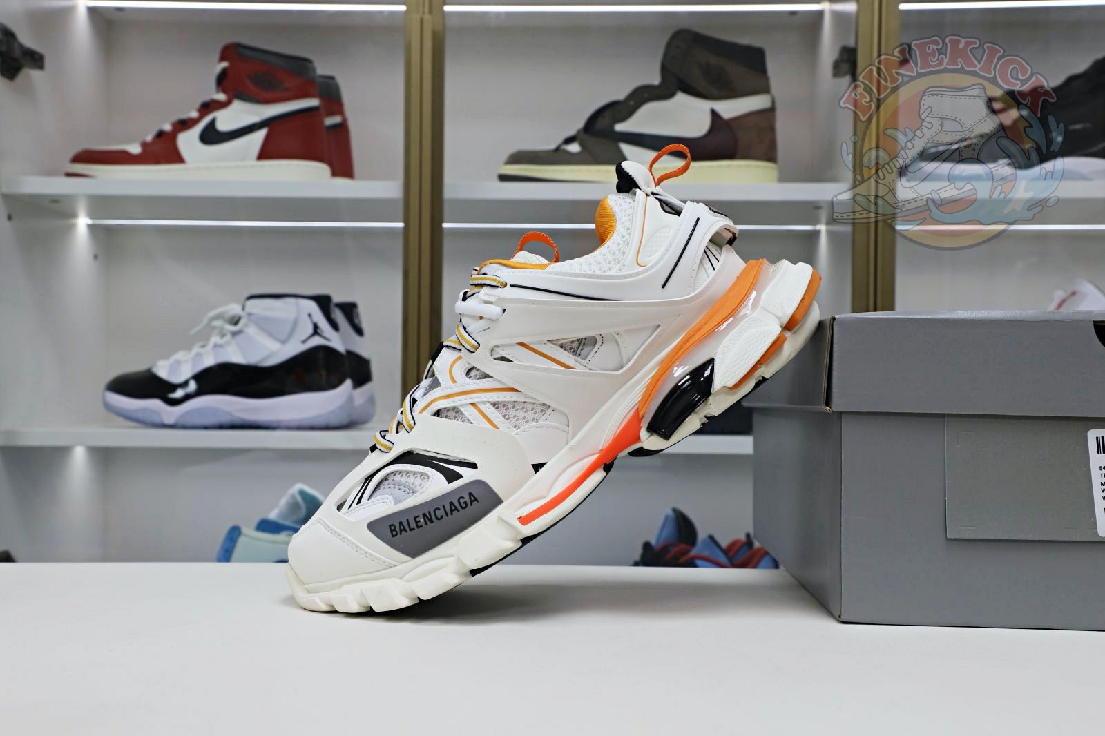 Balenciaga BLGA  Track(LED)