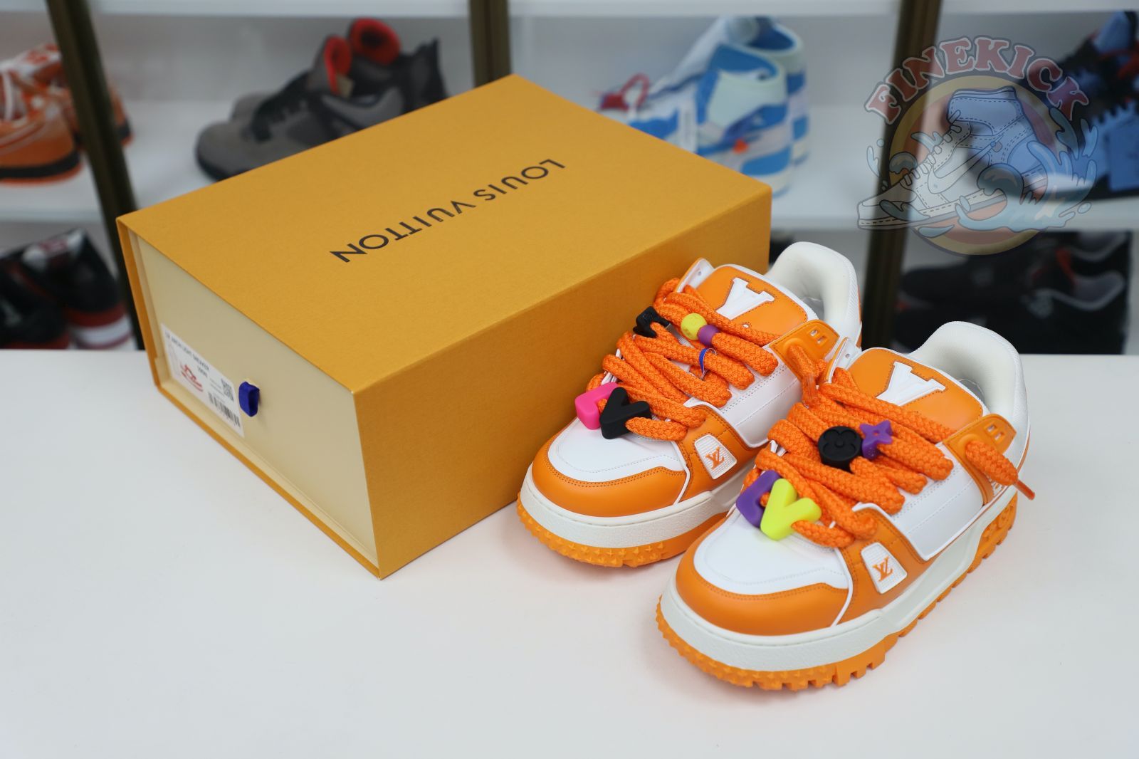 L/V Trainer