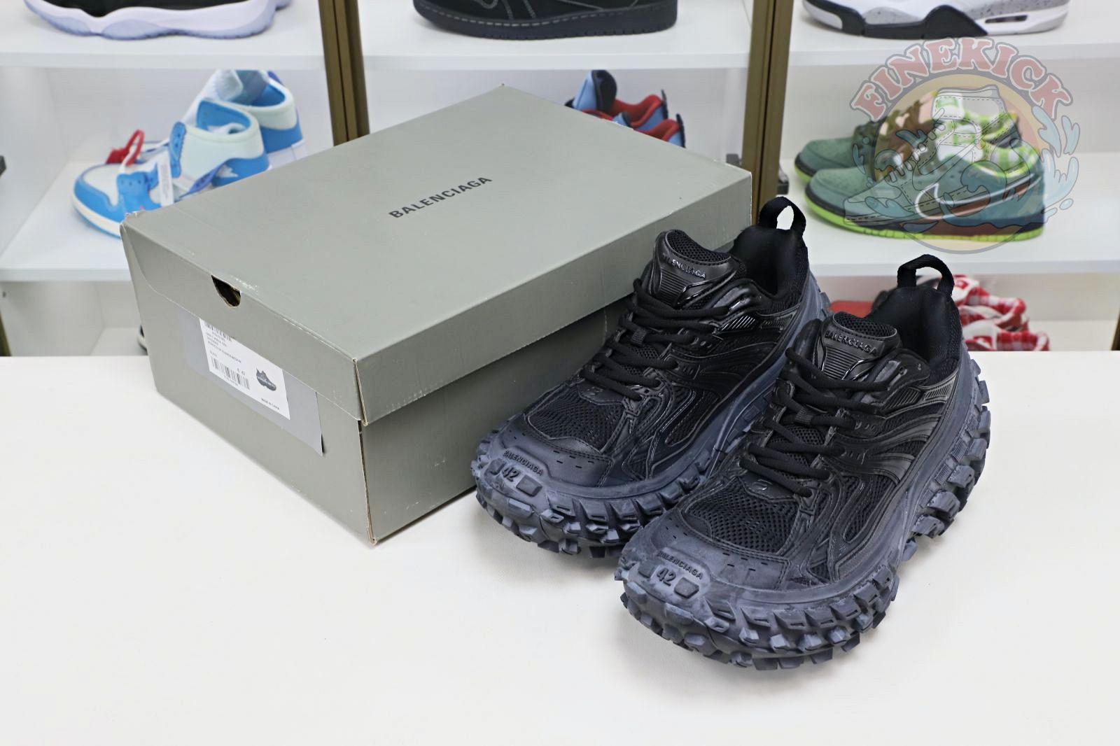 Balenciaga BLGA Defender
