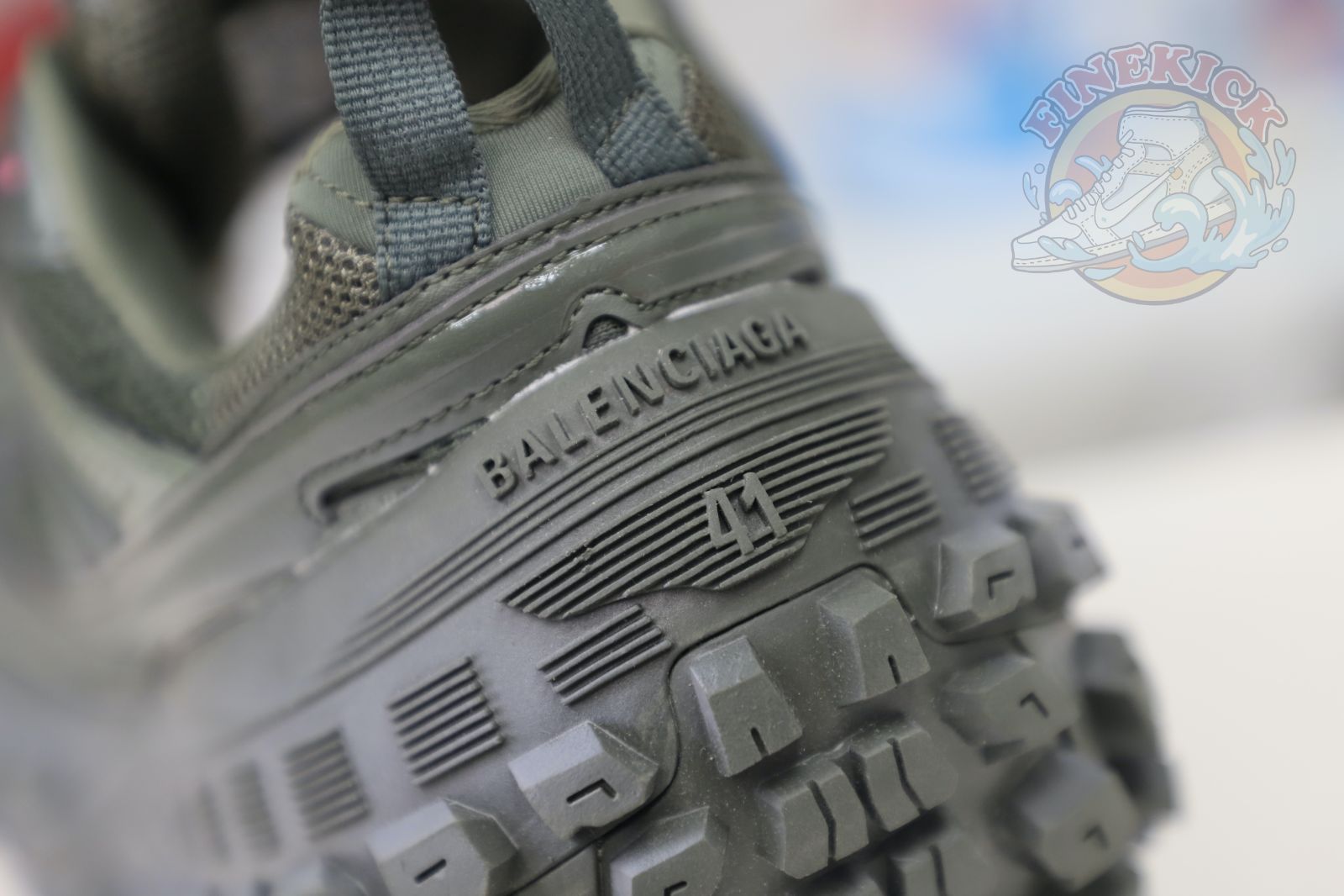 Balenciaga BLGA  Defender