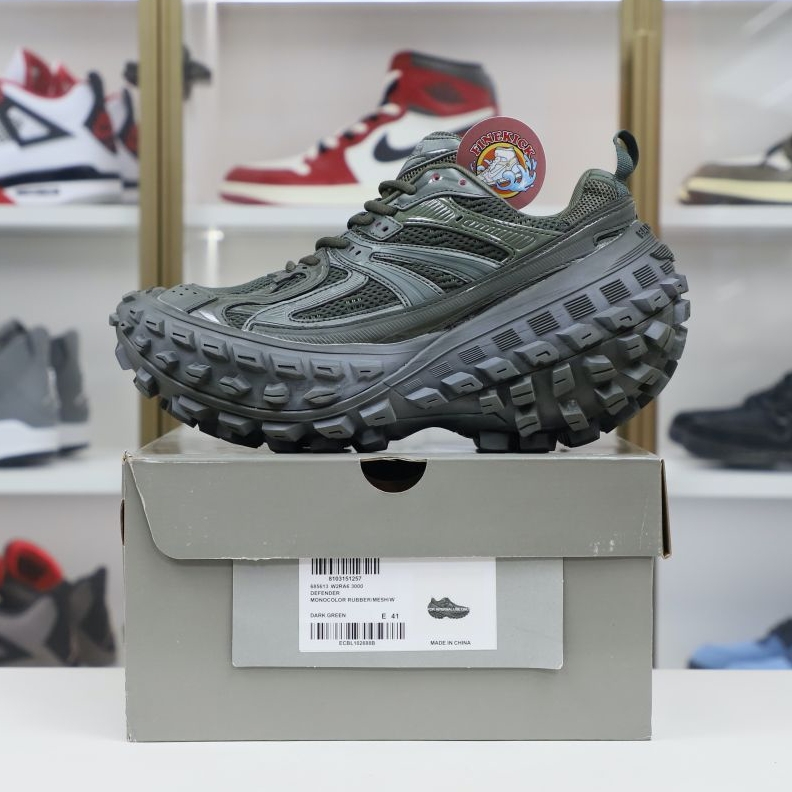 Balenciaga BLGA Defender