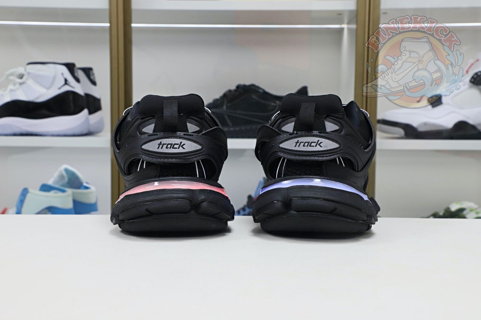Balenciaga BLGA  Track(LED)