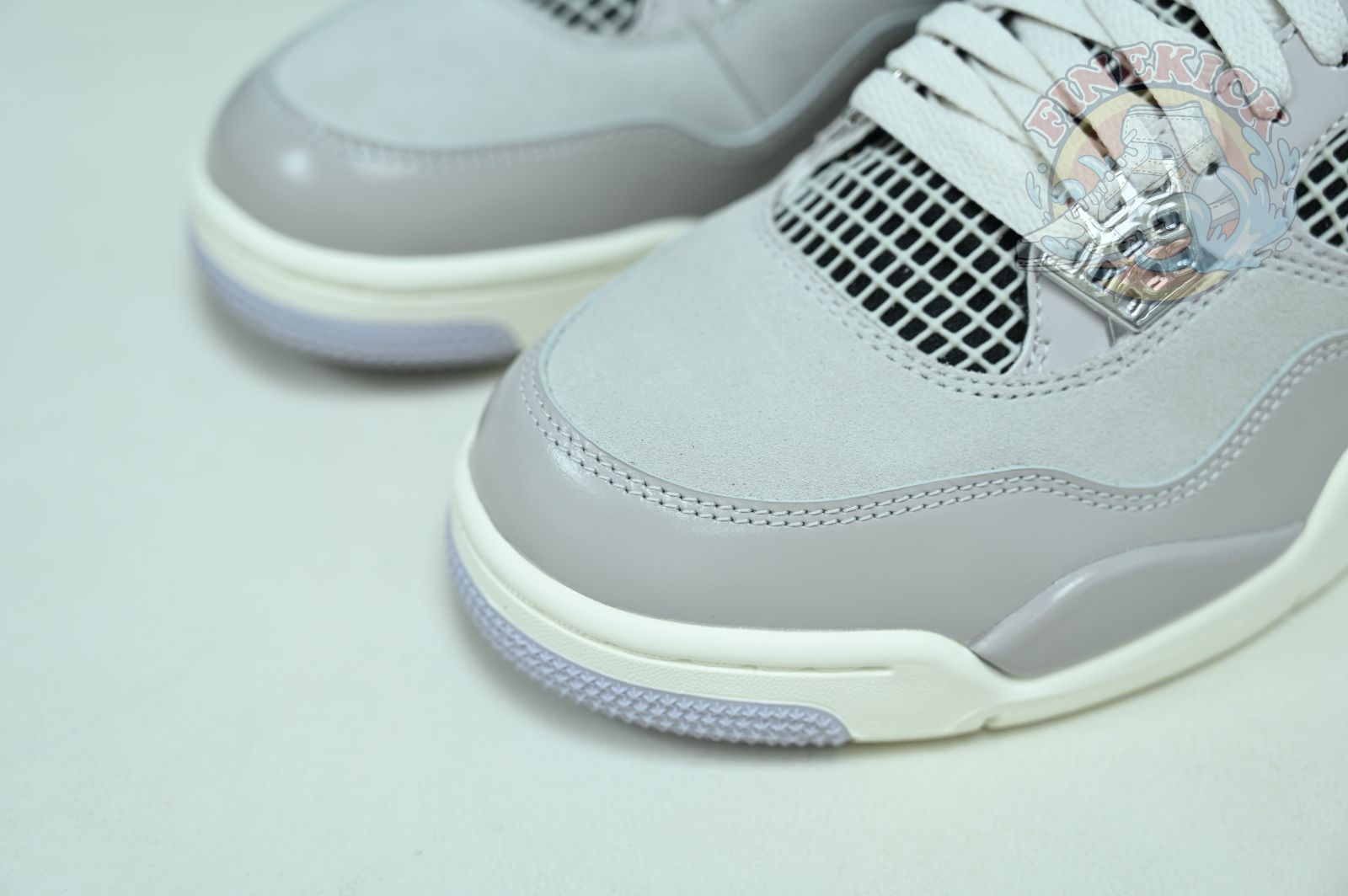 Air Jordan 4