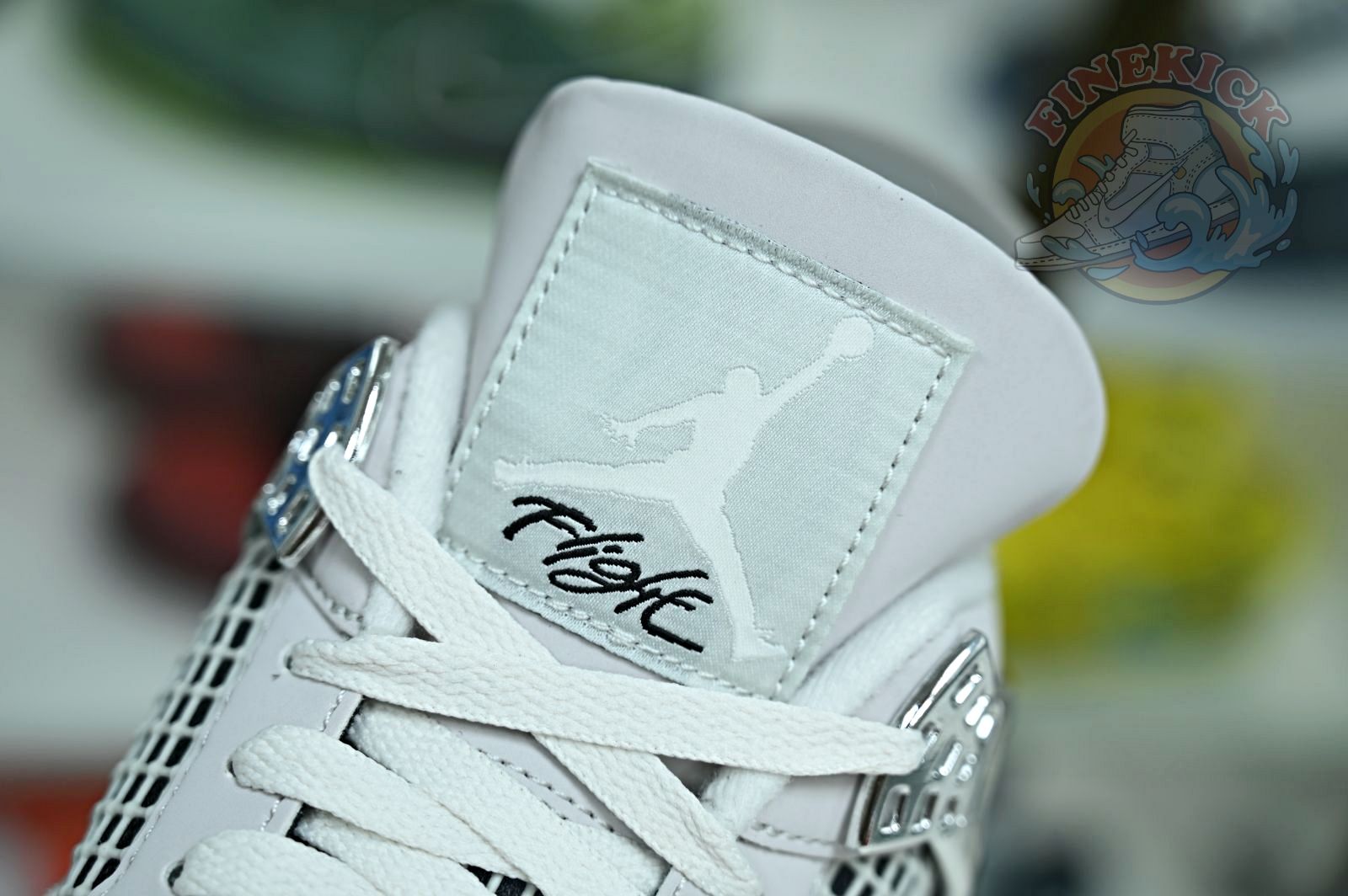 Air Jordan 4