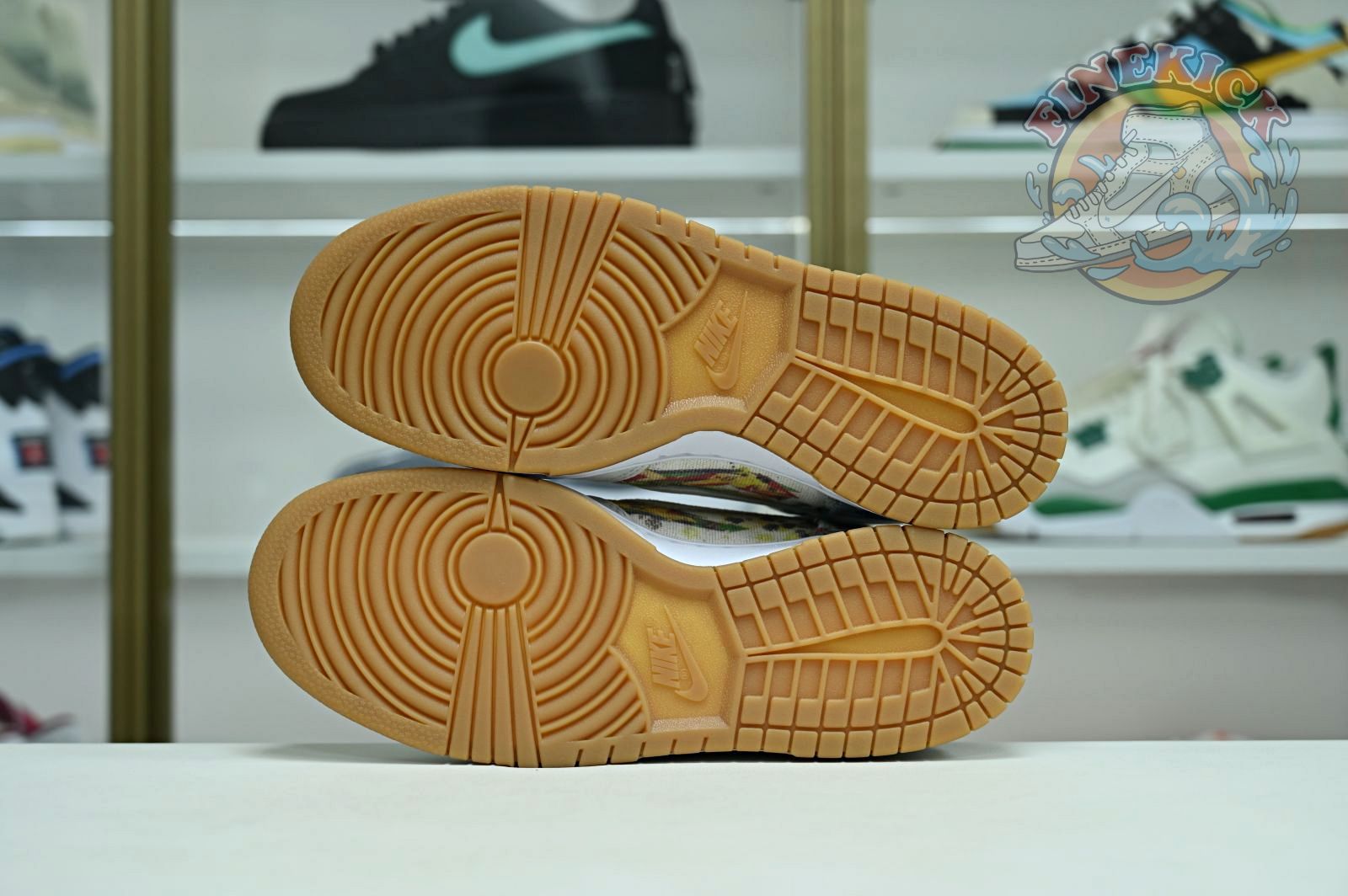 Supreme x Nike Dunk SB High