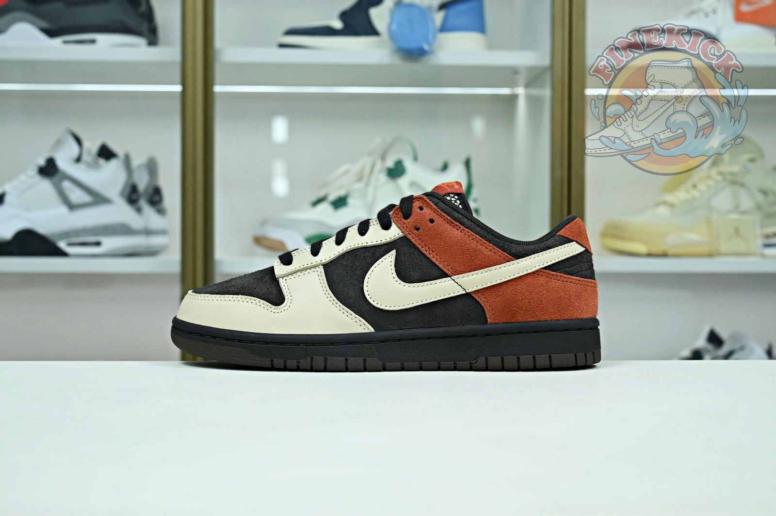 Nike Dunk Low