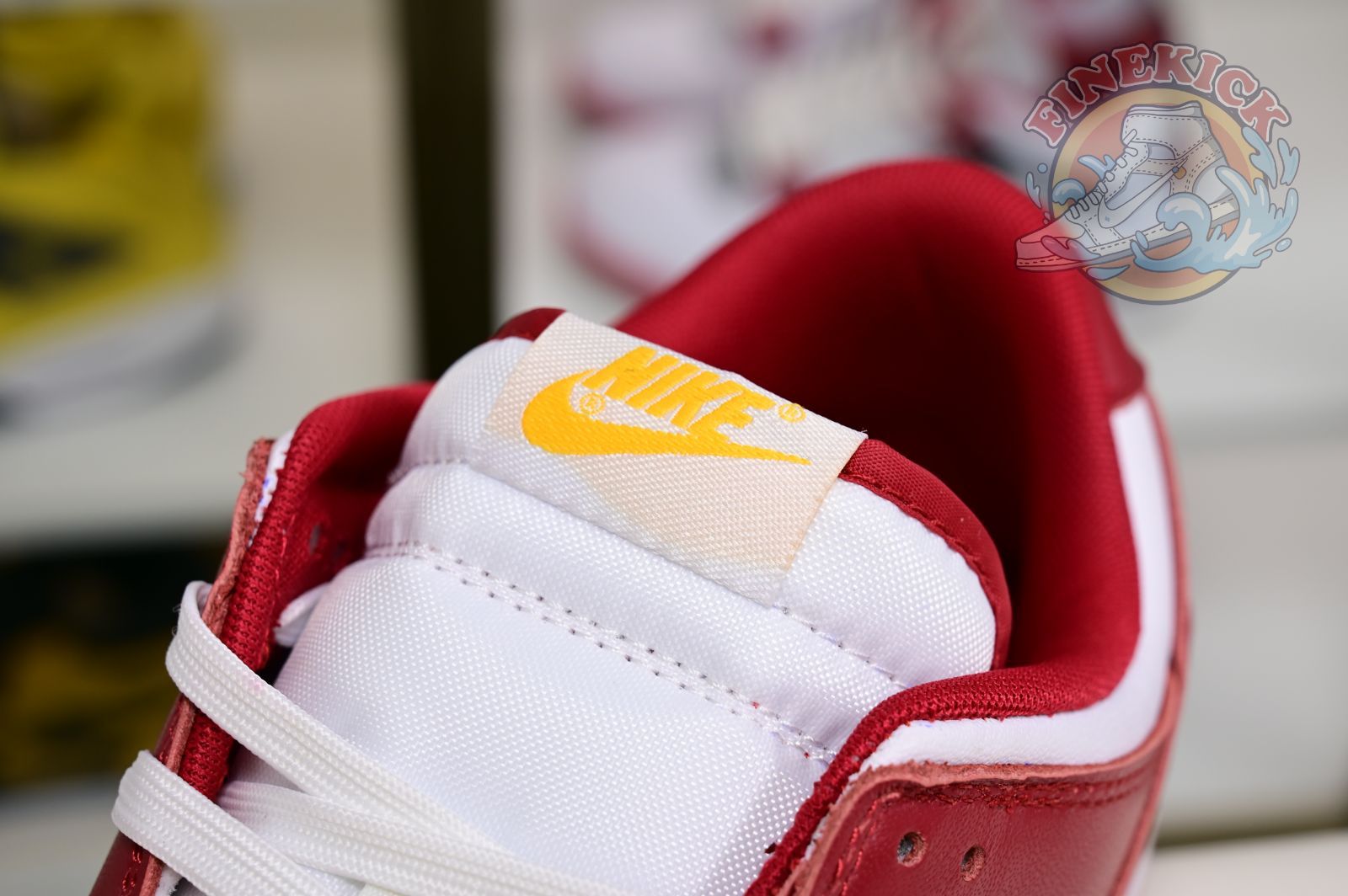 Nike Dunk Low Retro