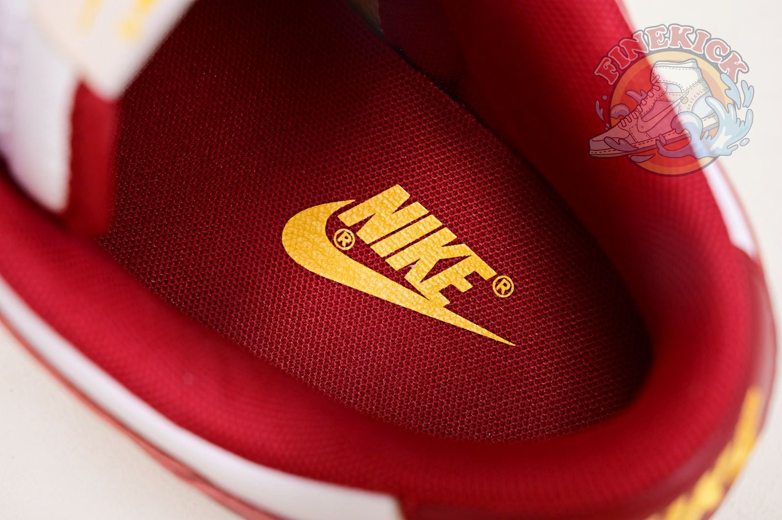 Nike Dunk Low Retro