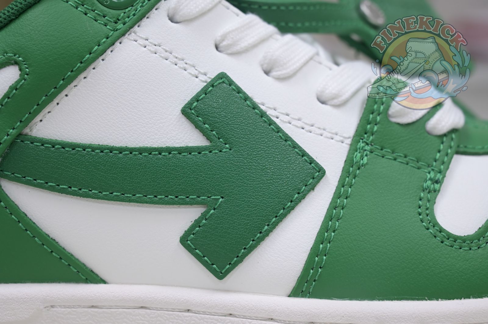 OFF-WHITE Ous Of Office