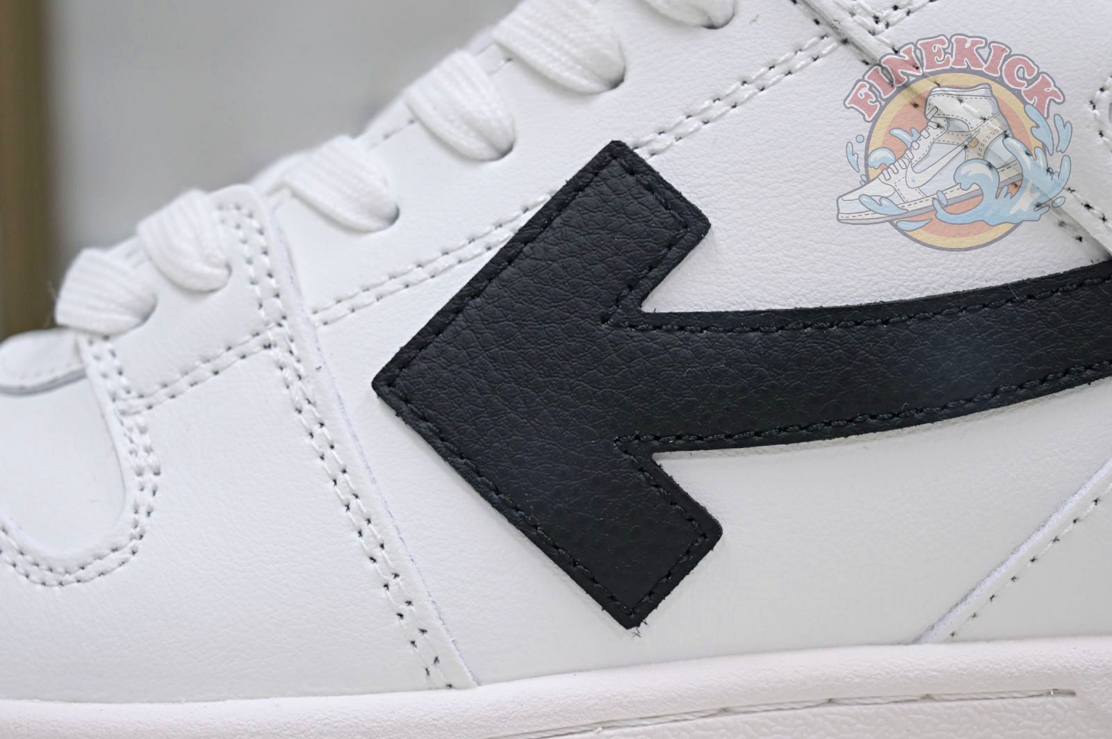 OFF-WHITE Ous Of Office