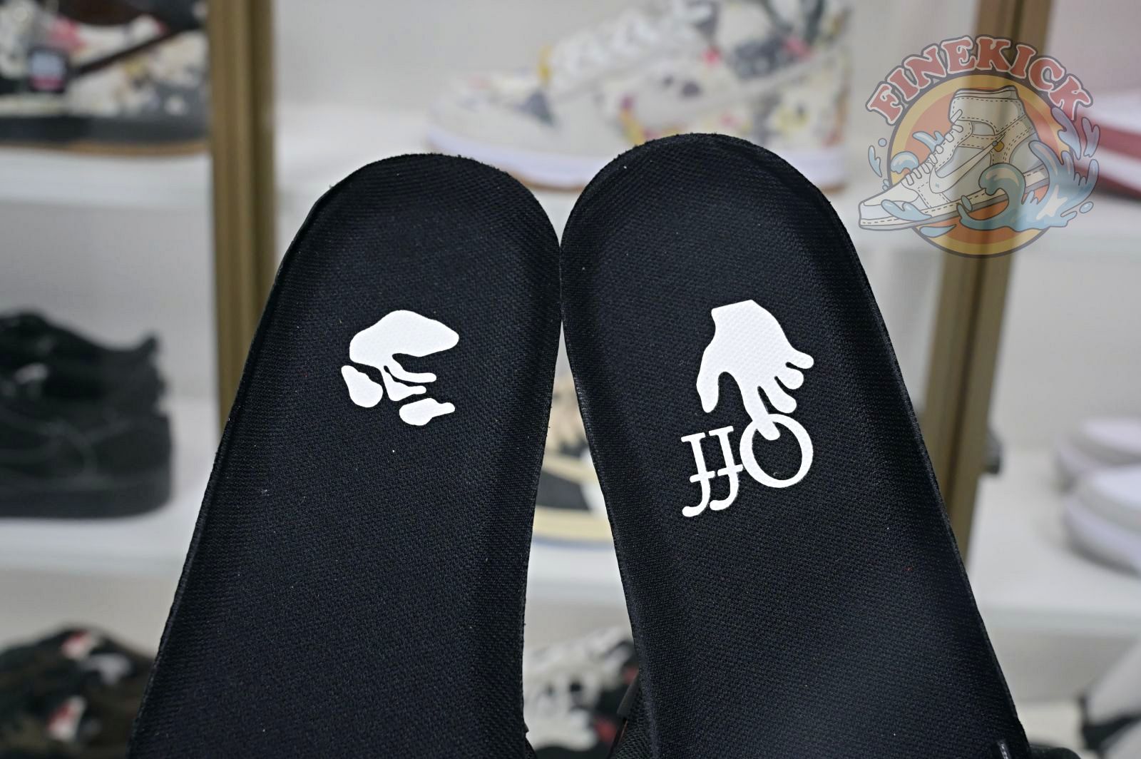 OFF-WHITE Ous Of Office