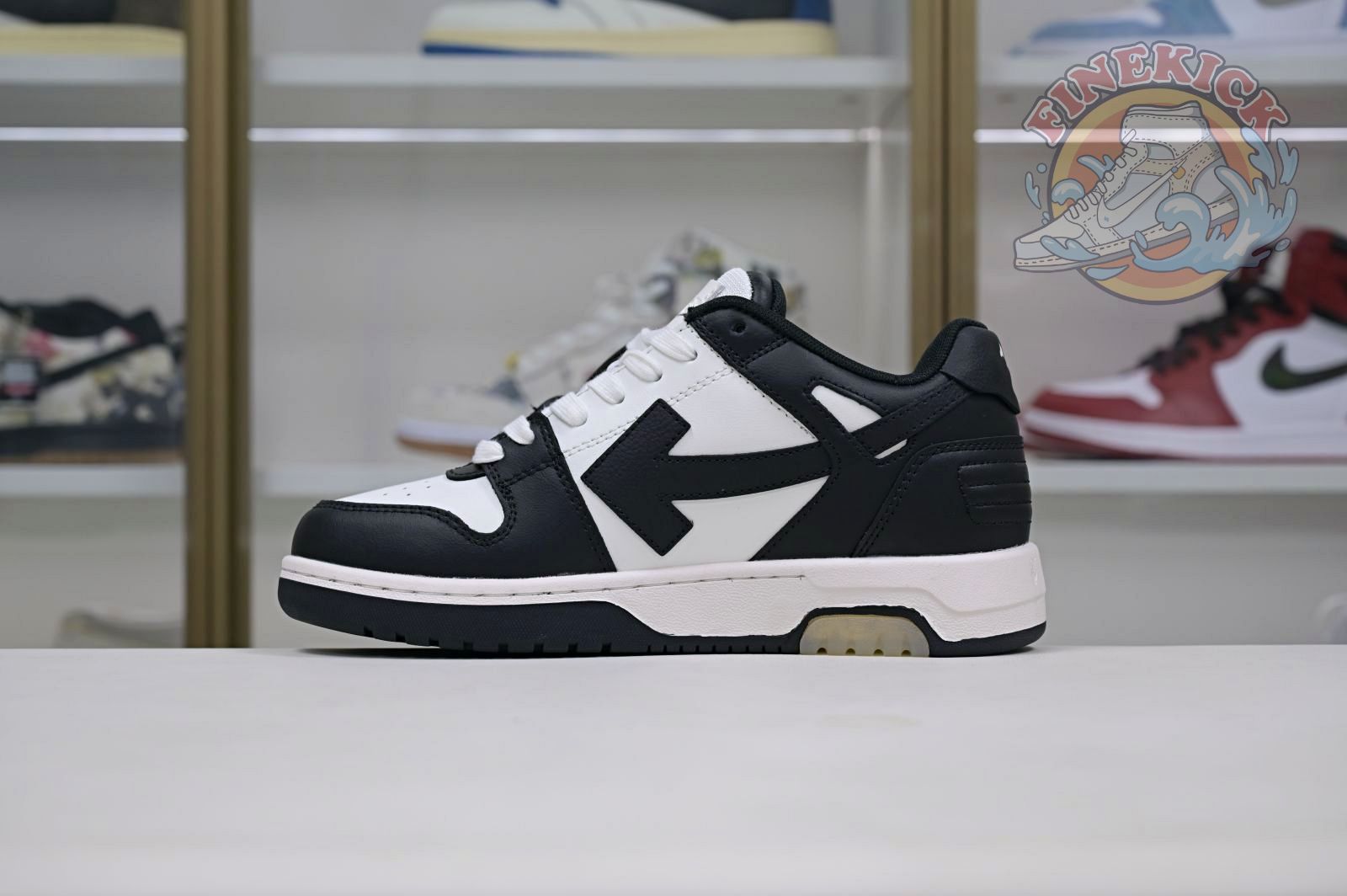 OFF-WHITE Ous Of Office