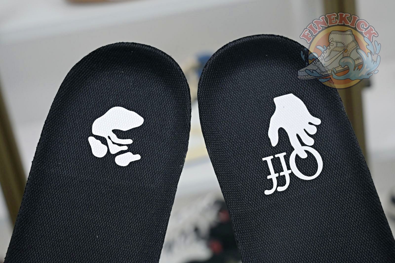 OFF-WHITE Ous Of Office