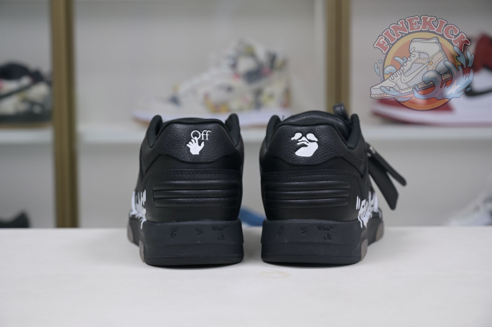 OFF-WHITE Ous Of Office