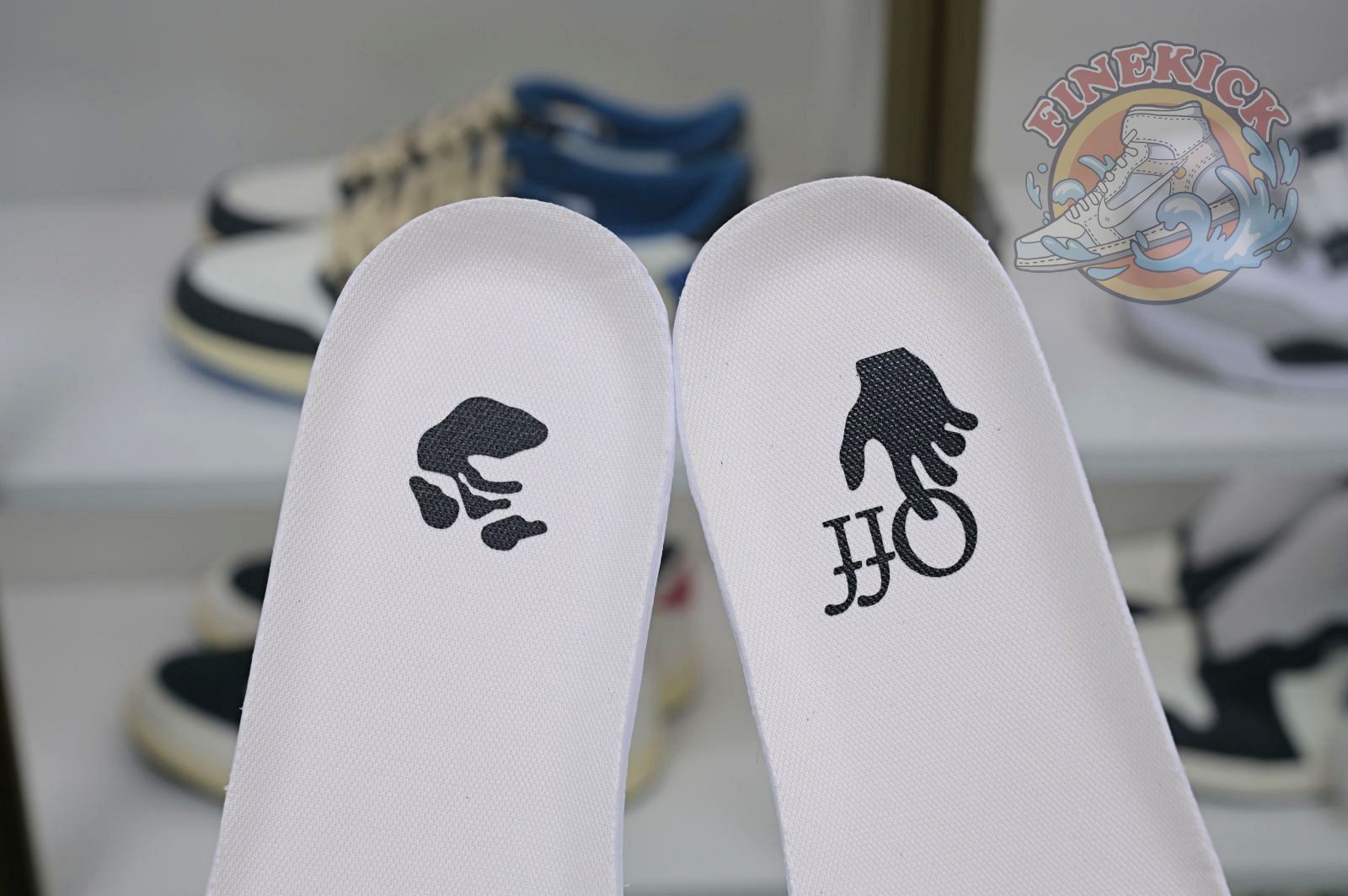 OFF-WHITE Ous Of Office