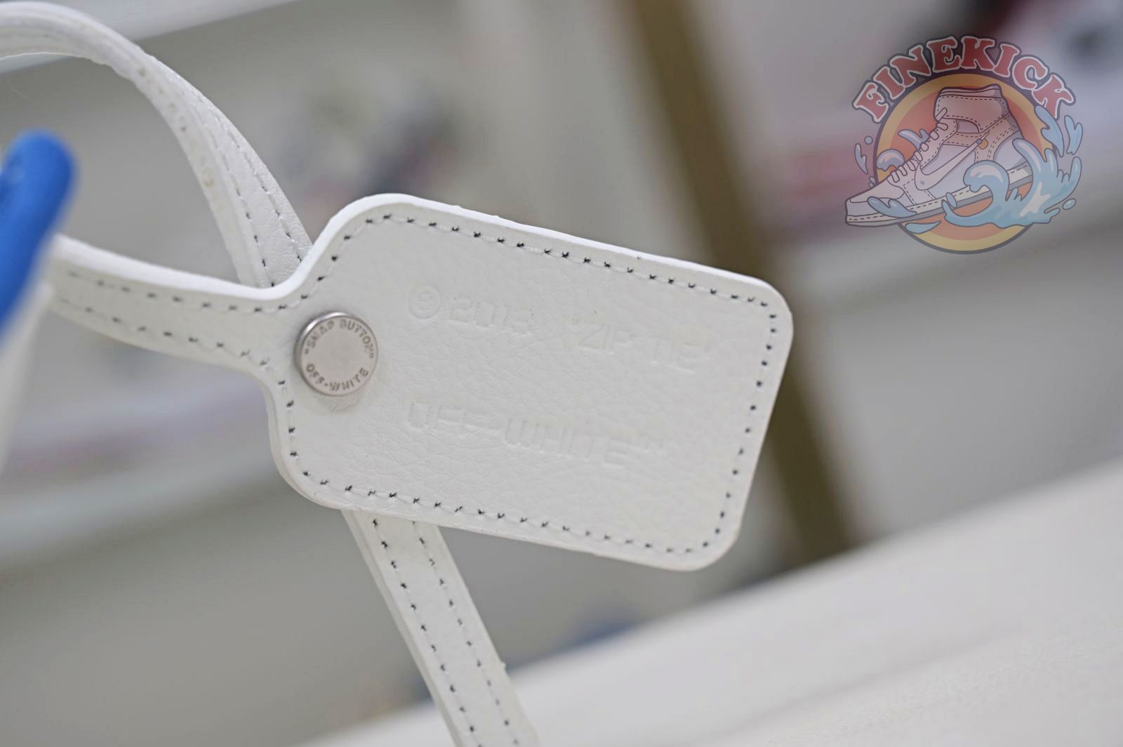 OFF-WHITE Ous Of Office