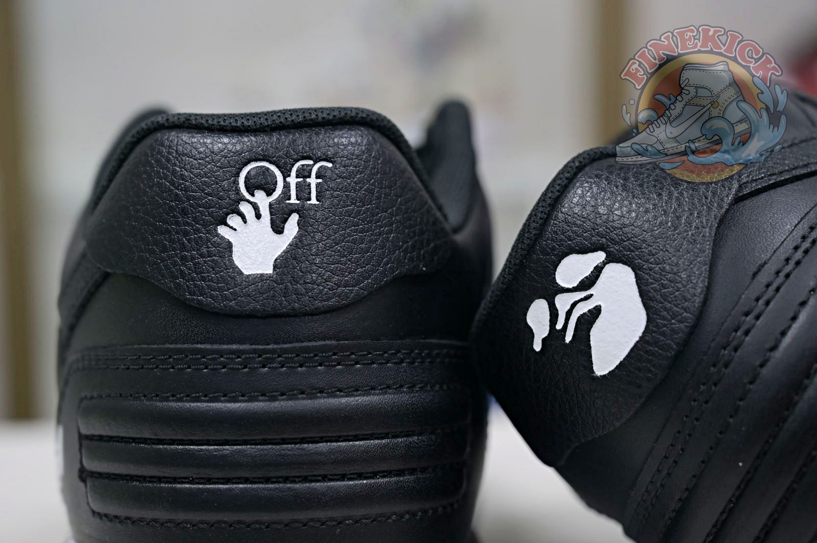 OFF-WHITE Ous Of Office