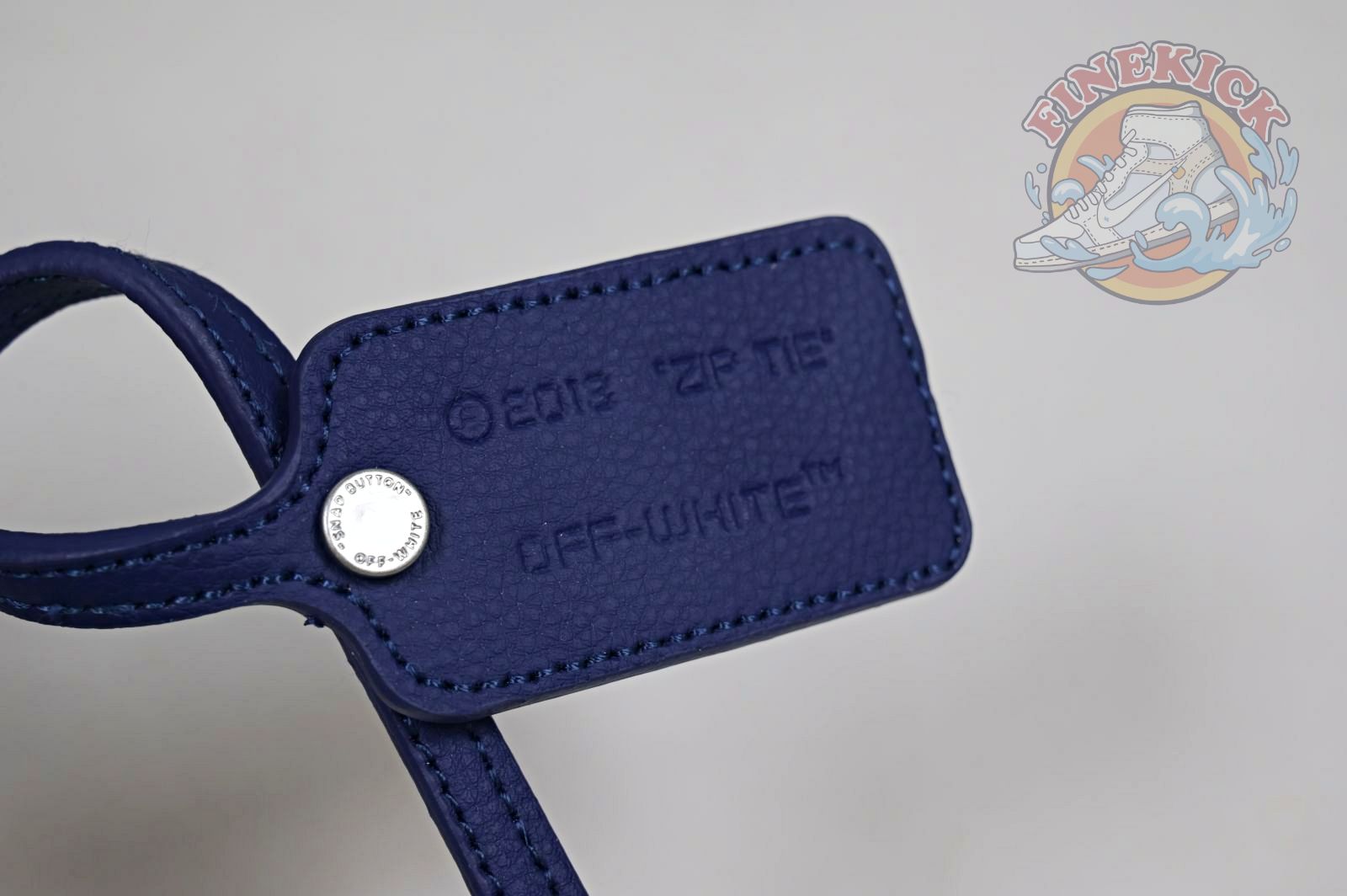 OFF-WHITE Ous Of Office