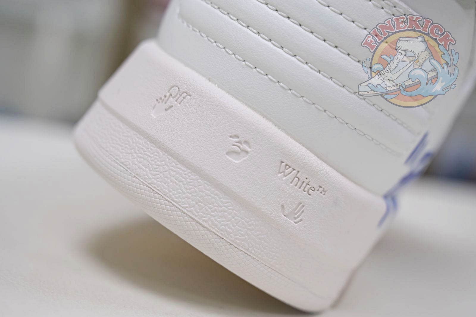 OFF-WHITE Ous Of Office