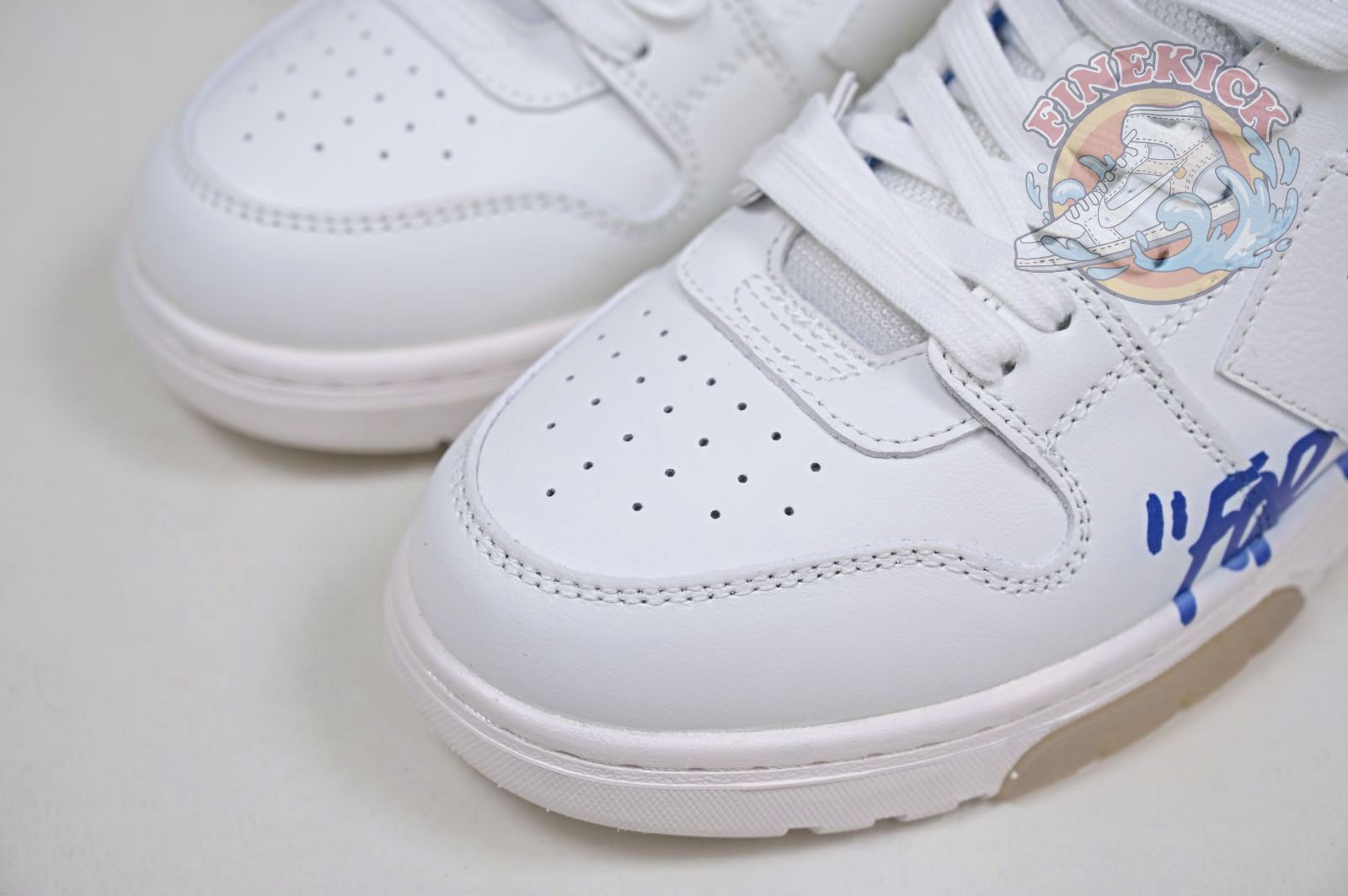 OFF-WHITE Ous Of Office