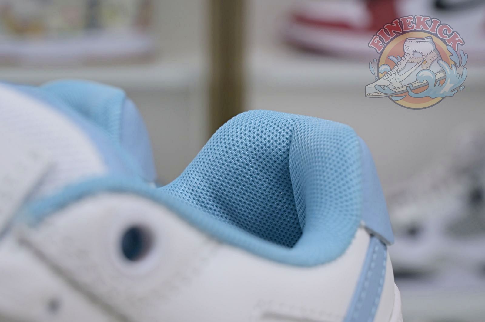 OFF-WHITE Ous Of Office