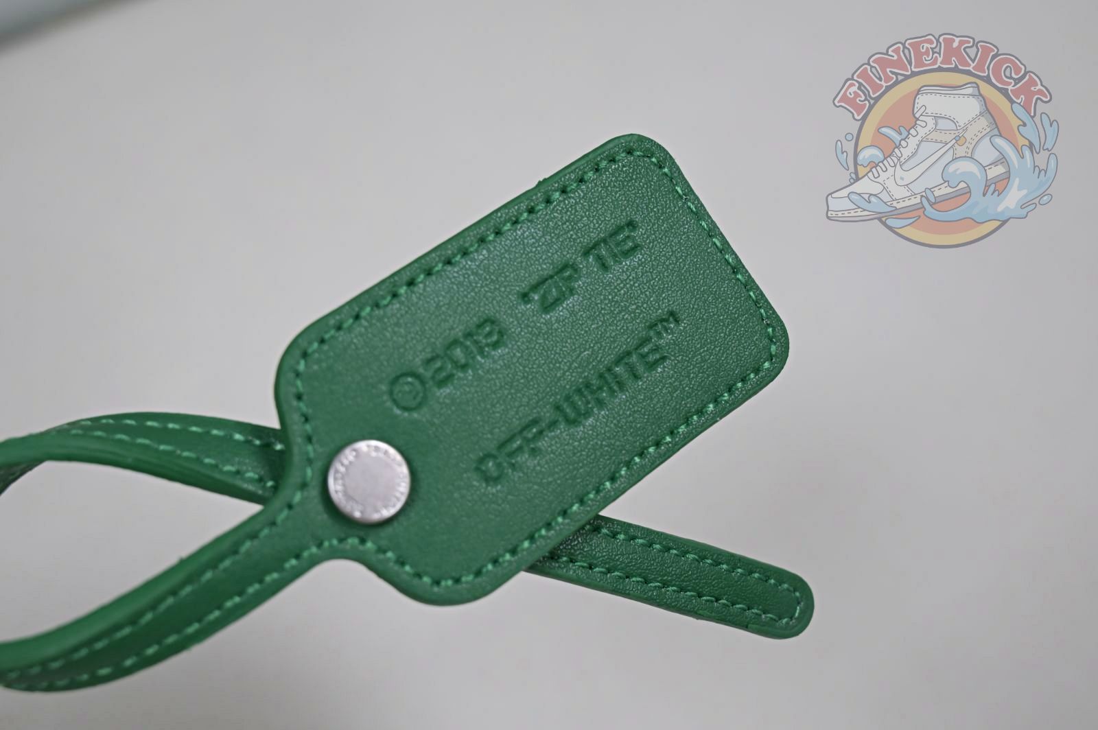 OFF-WHITE Ous Of Office