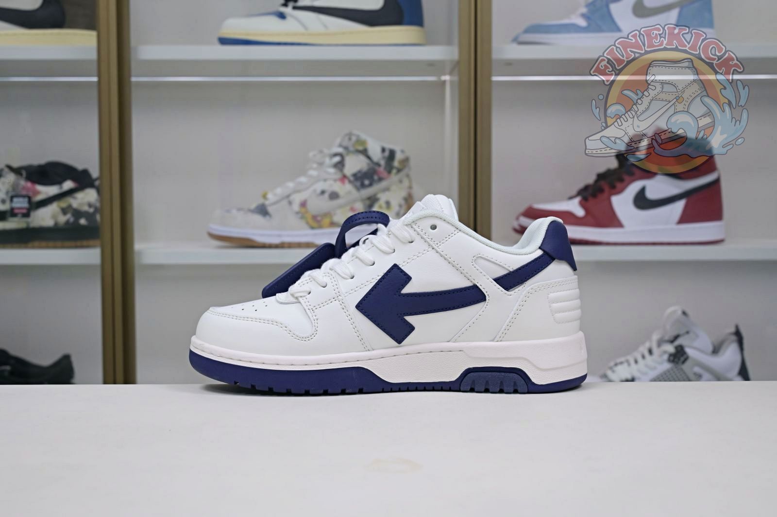 OFF-WHITE Ous Of Office