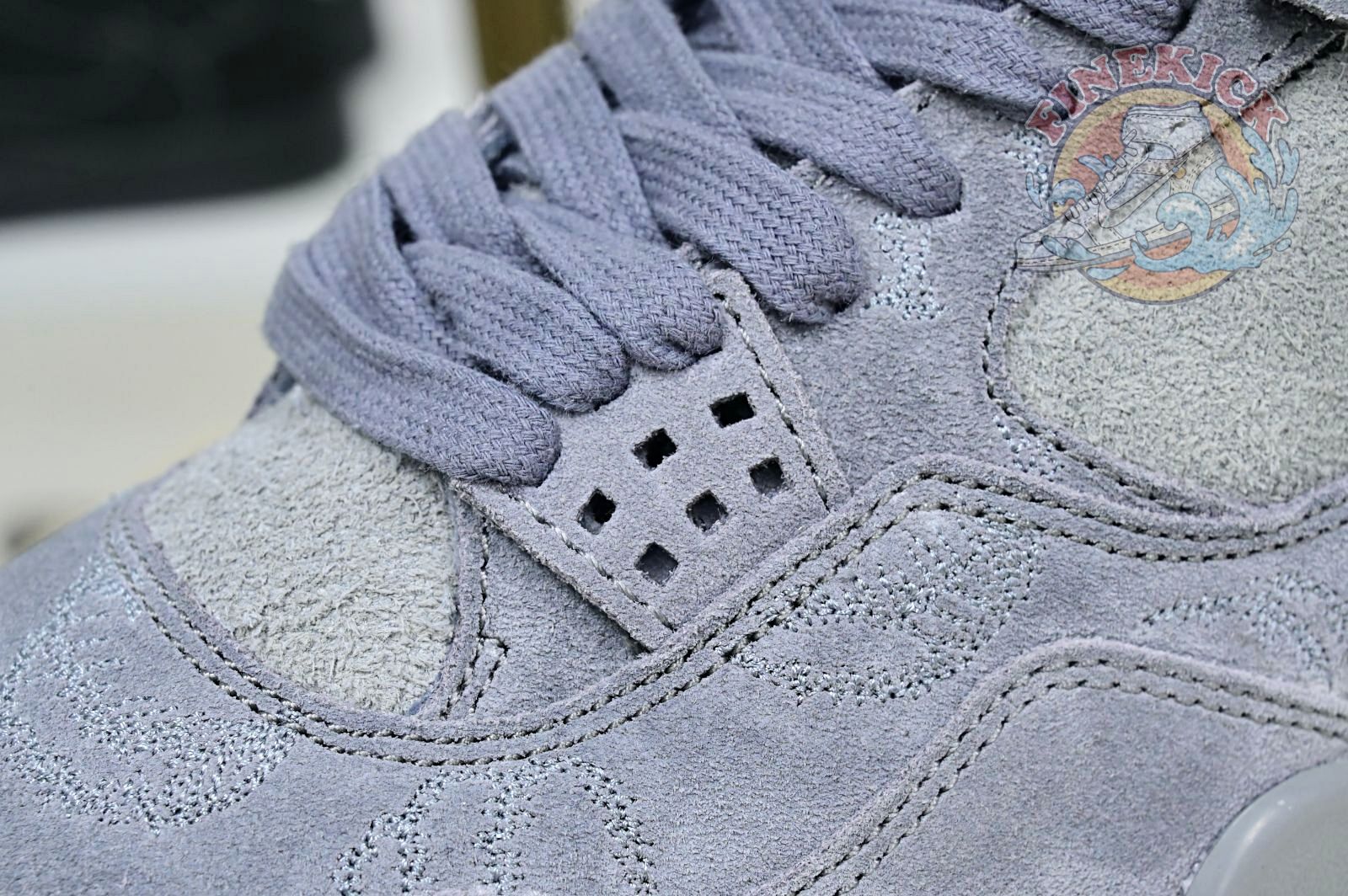Air Jordan 4 retro kaws