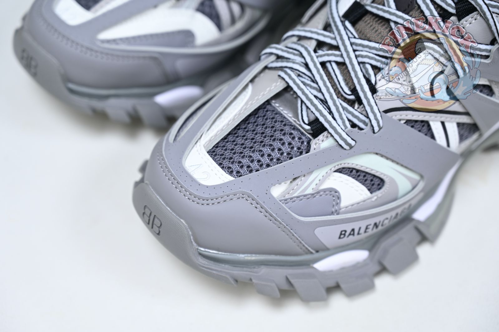 Balenciaga BLGA  Track(LED)