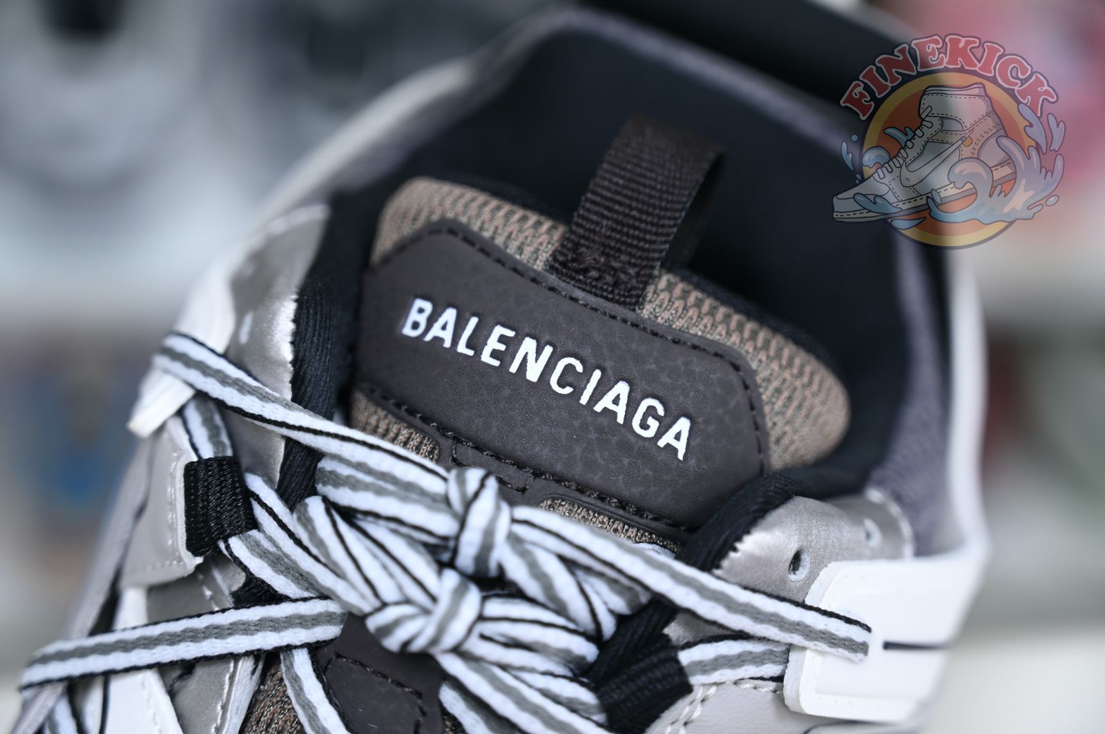 Balenciaga BLGA  Track(LED)