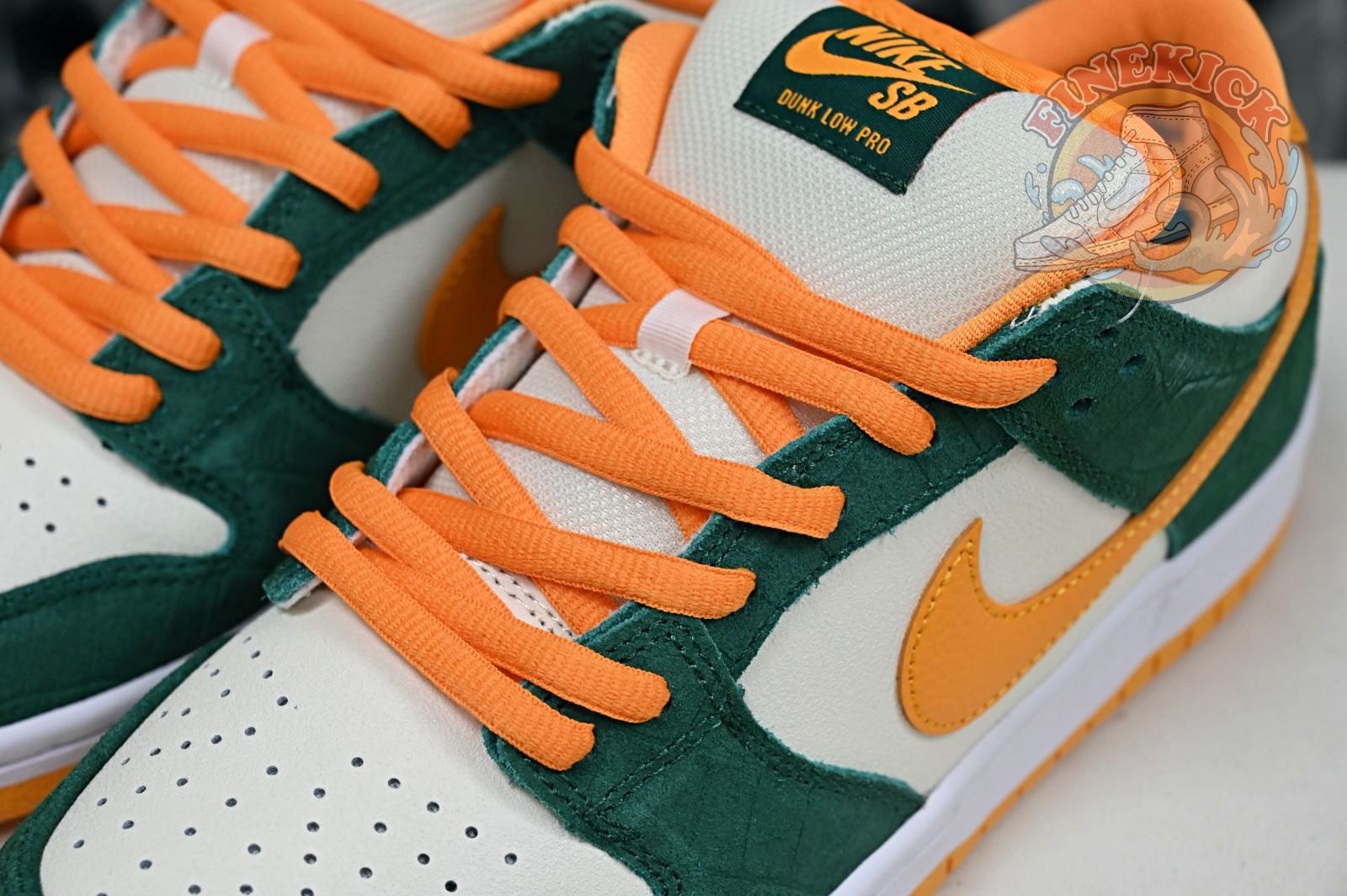 Nike Dunk SB Low Pro