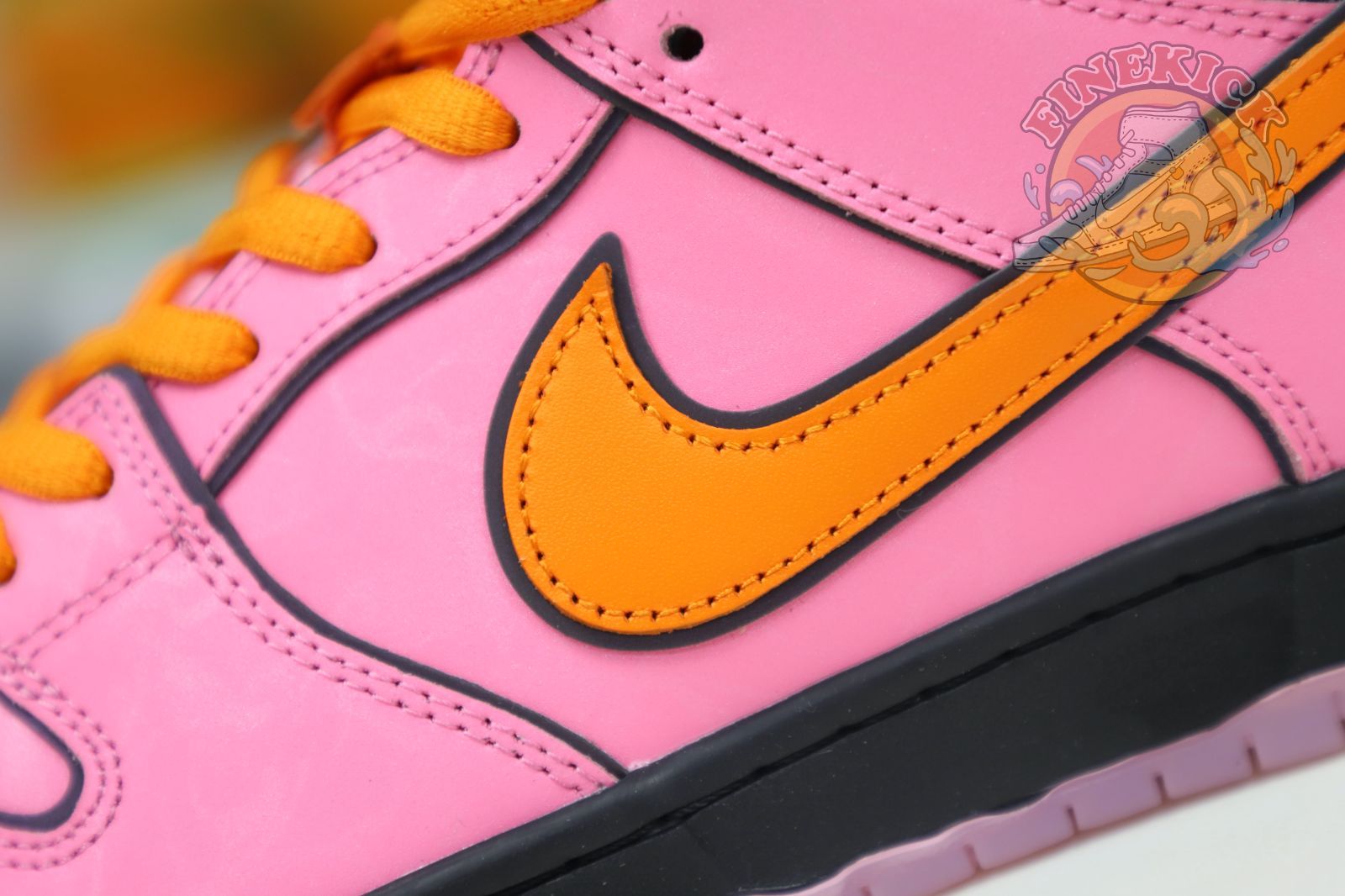 The Powerpuff Girls x Nike Dunk SB Low