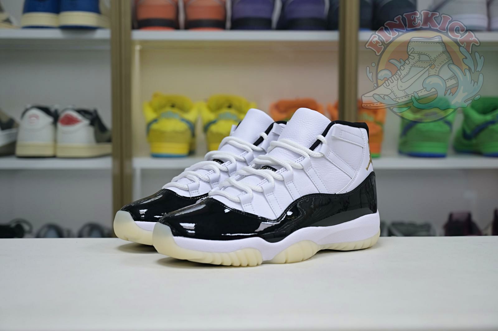Air Jordan 11