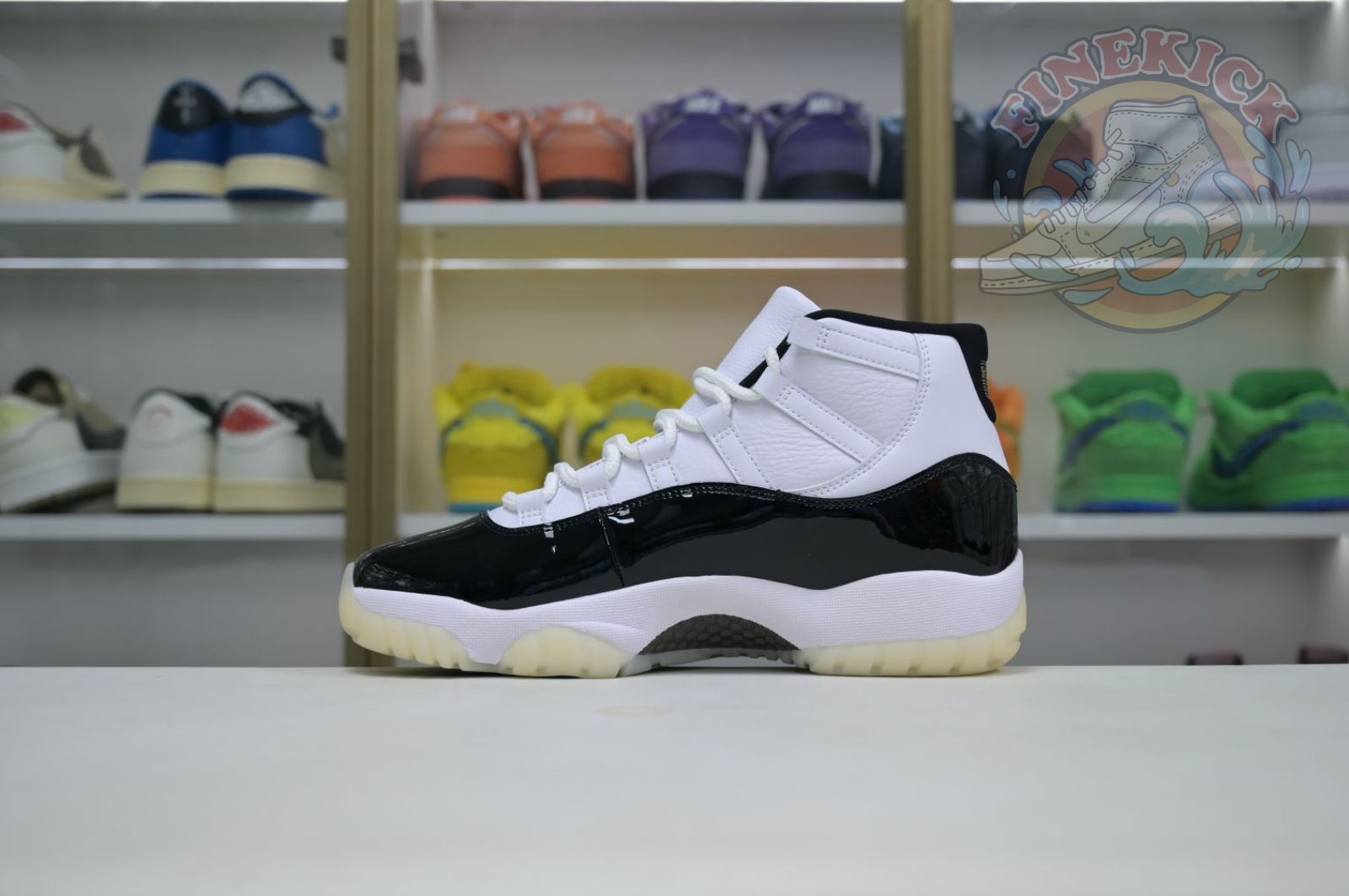 Air Jordan 11