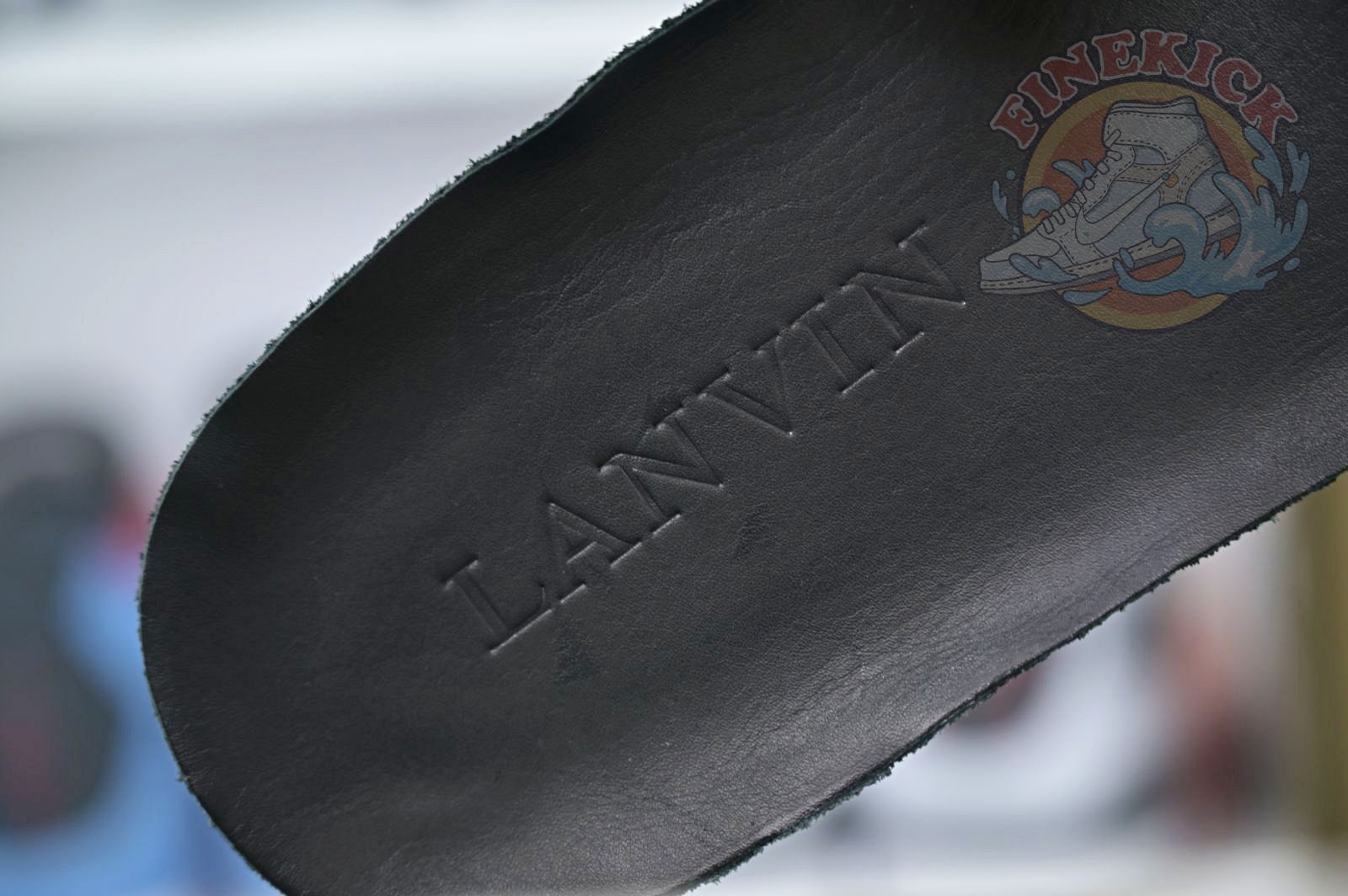 Lanv*n  Curb