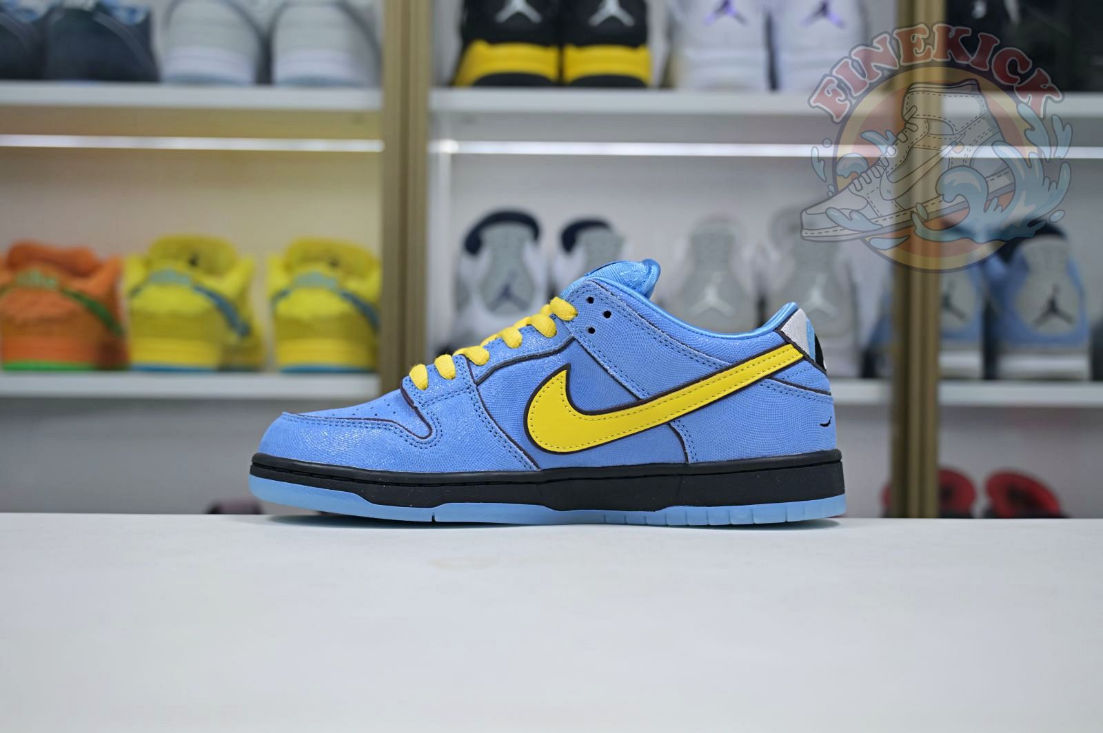 The Powerpuff Girls x Nike Dunk SB Low
