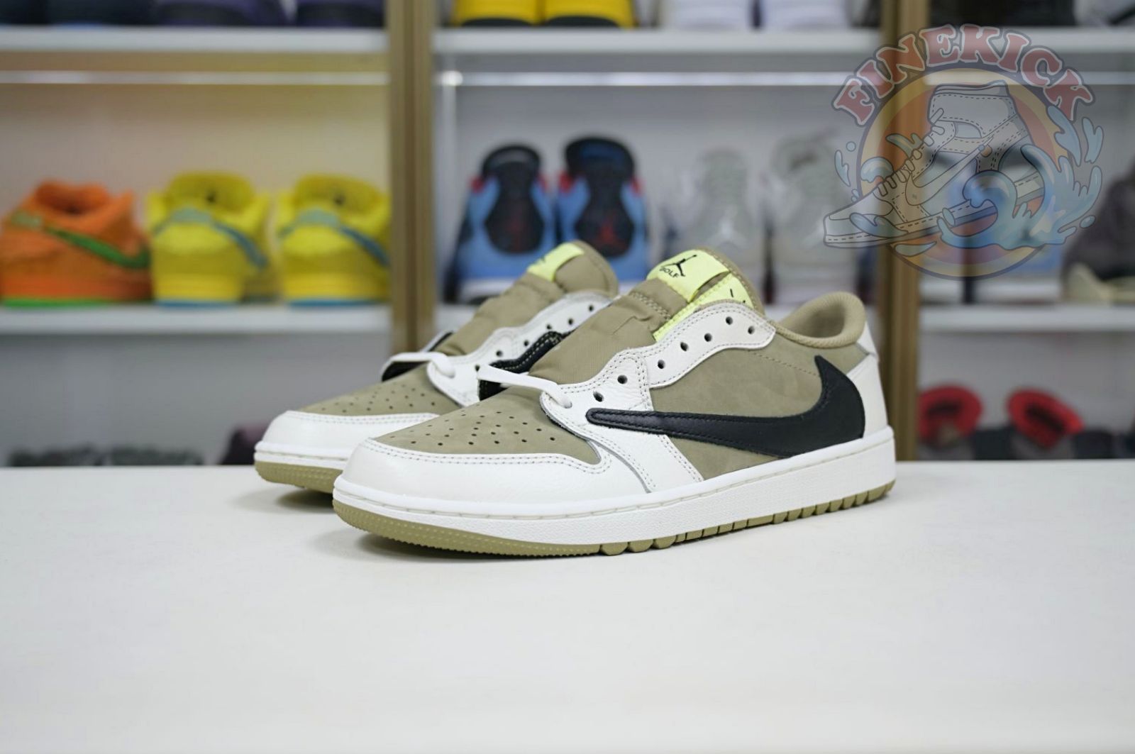 Travis Scott x Air Jordan 1  Low Golf 6.0