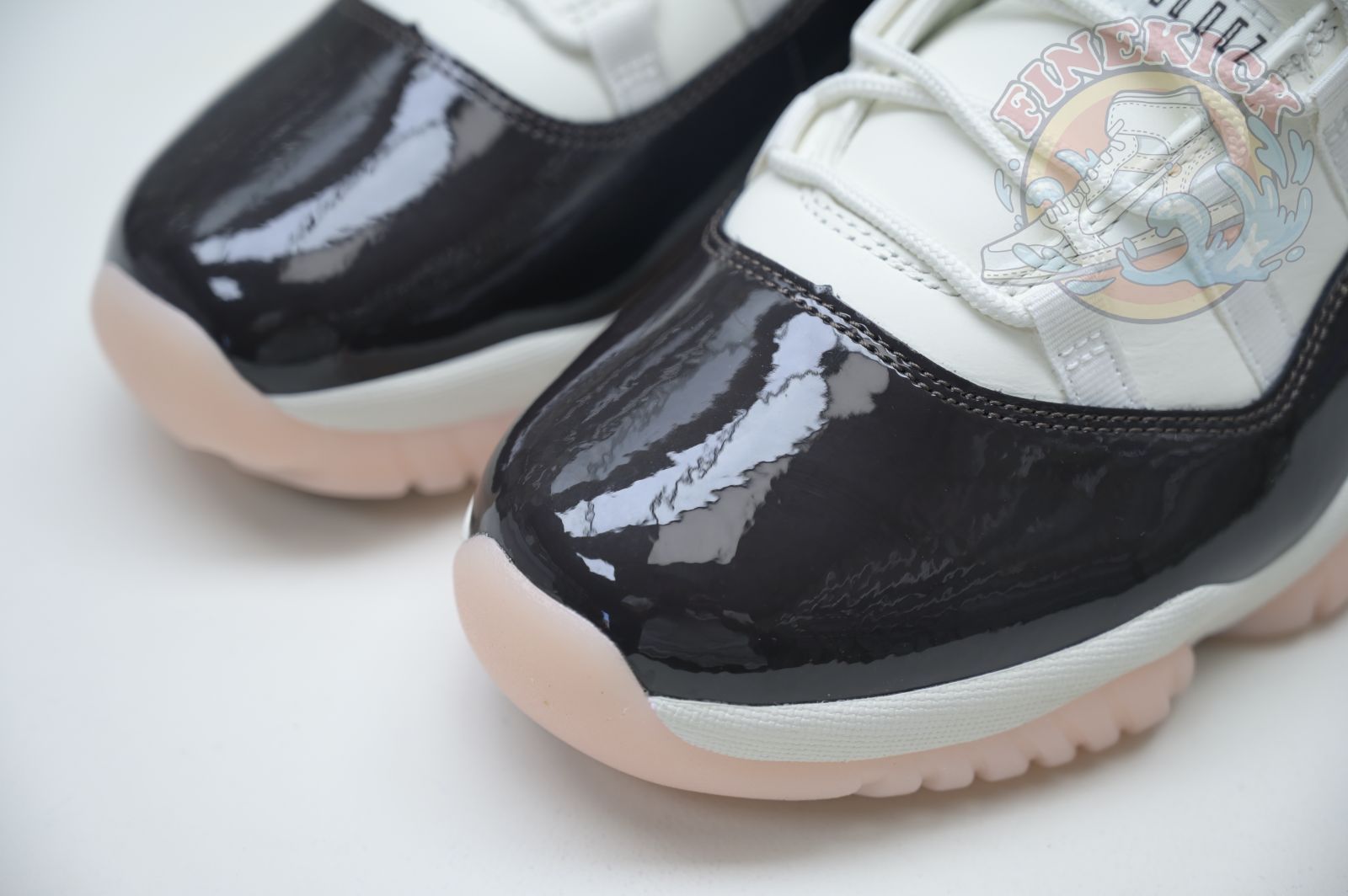 Air Jordan 11